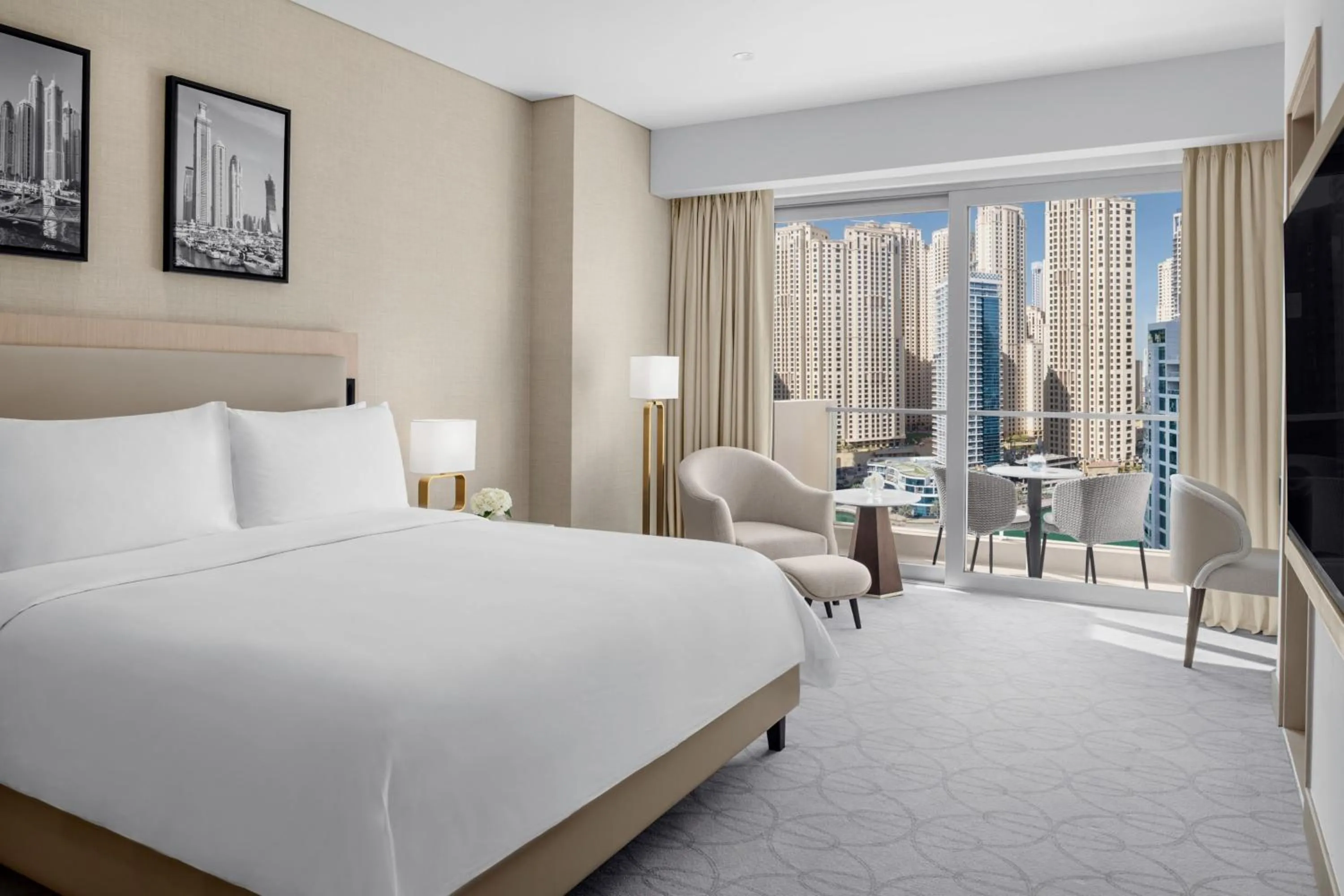 Photo of the whole room, Bed in JW Marriott Hotel Marina