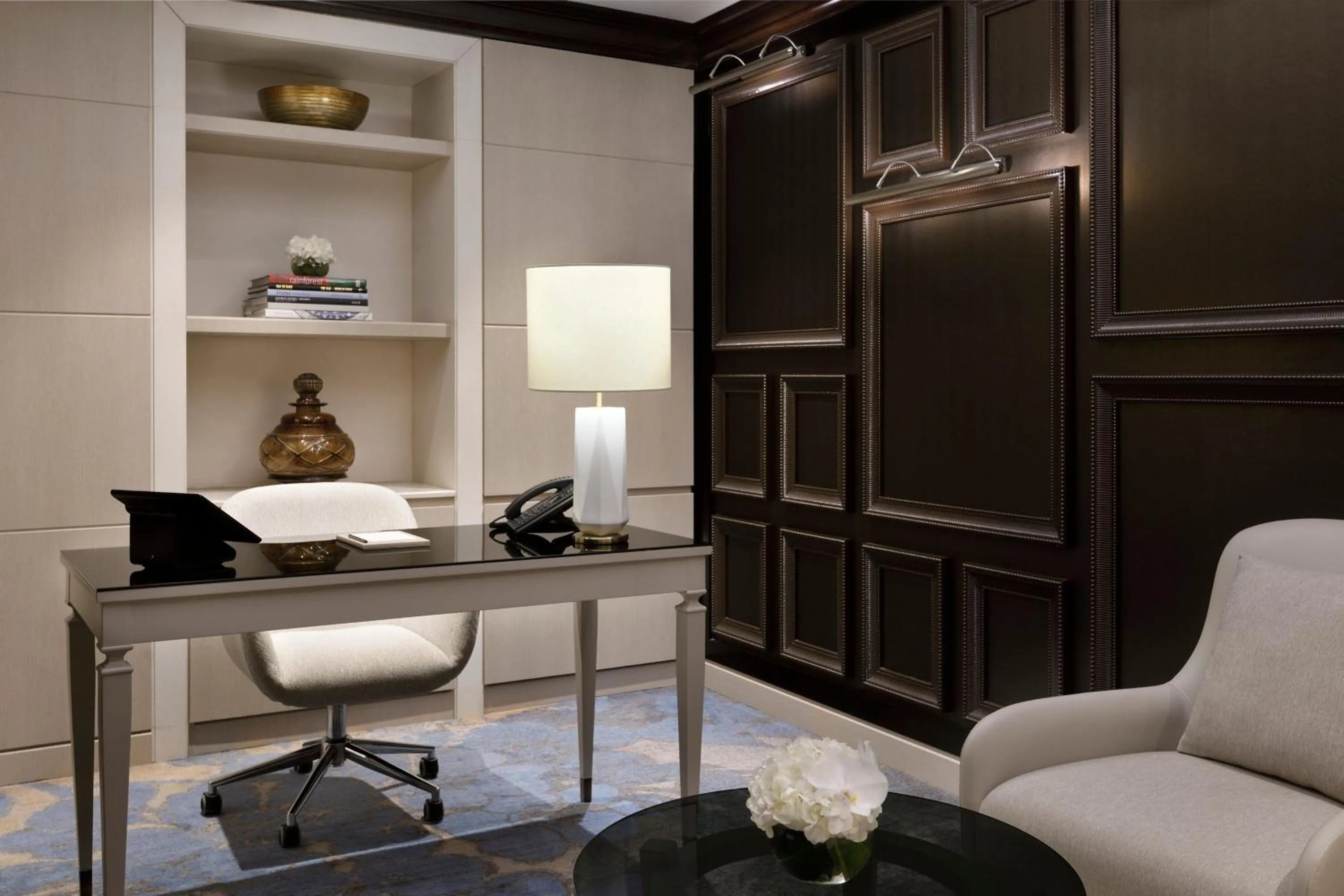 Bedroom in JW Marriott Hotel Marina