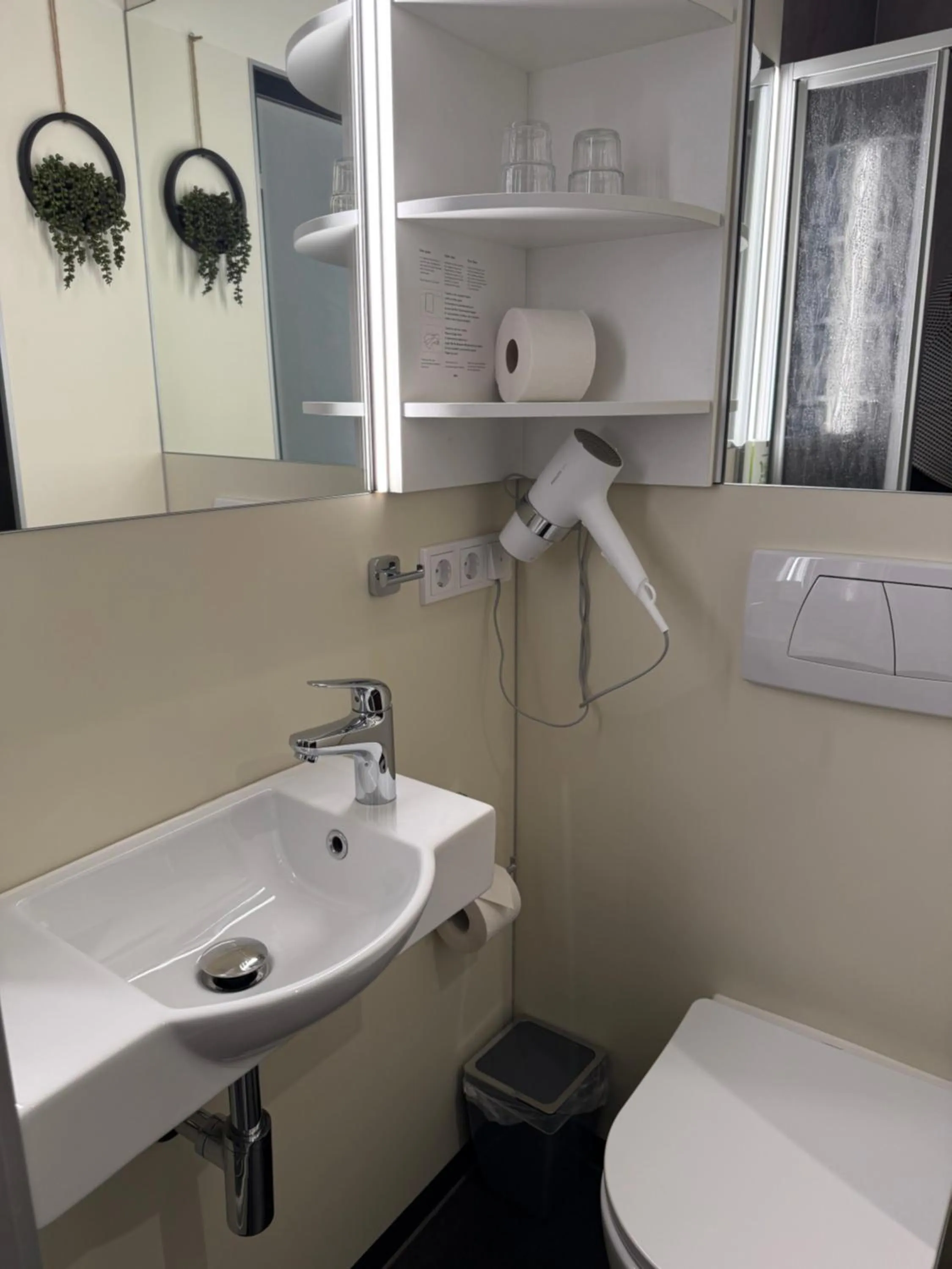 Toilet in Hotel am Schloss