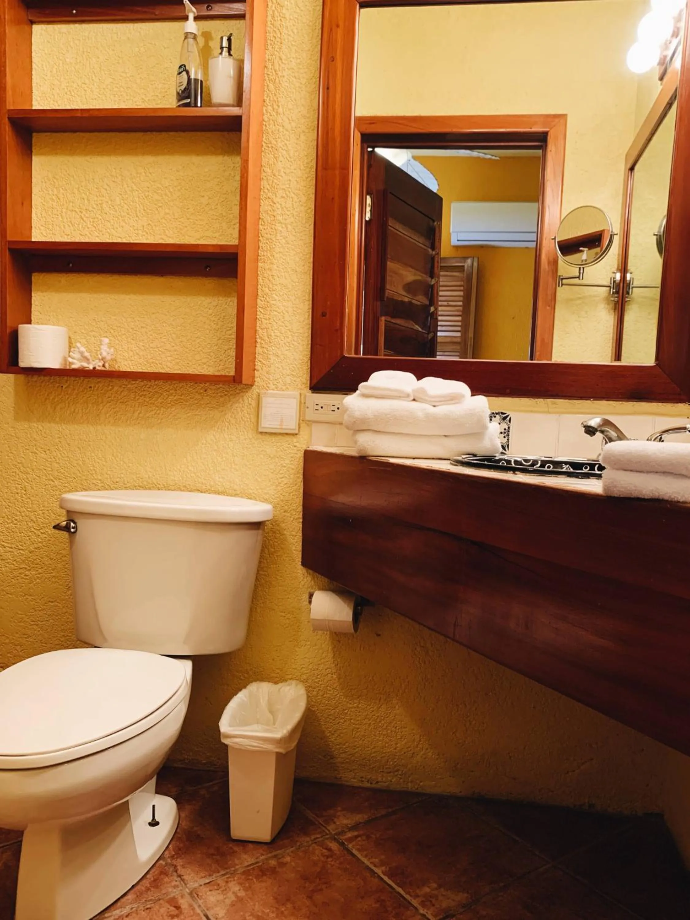 Bathroom in Caye Casa