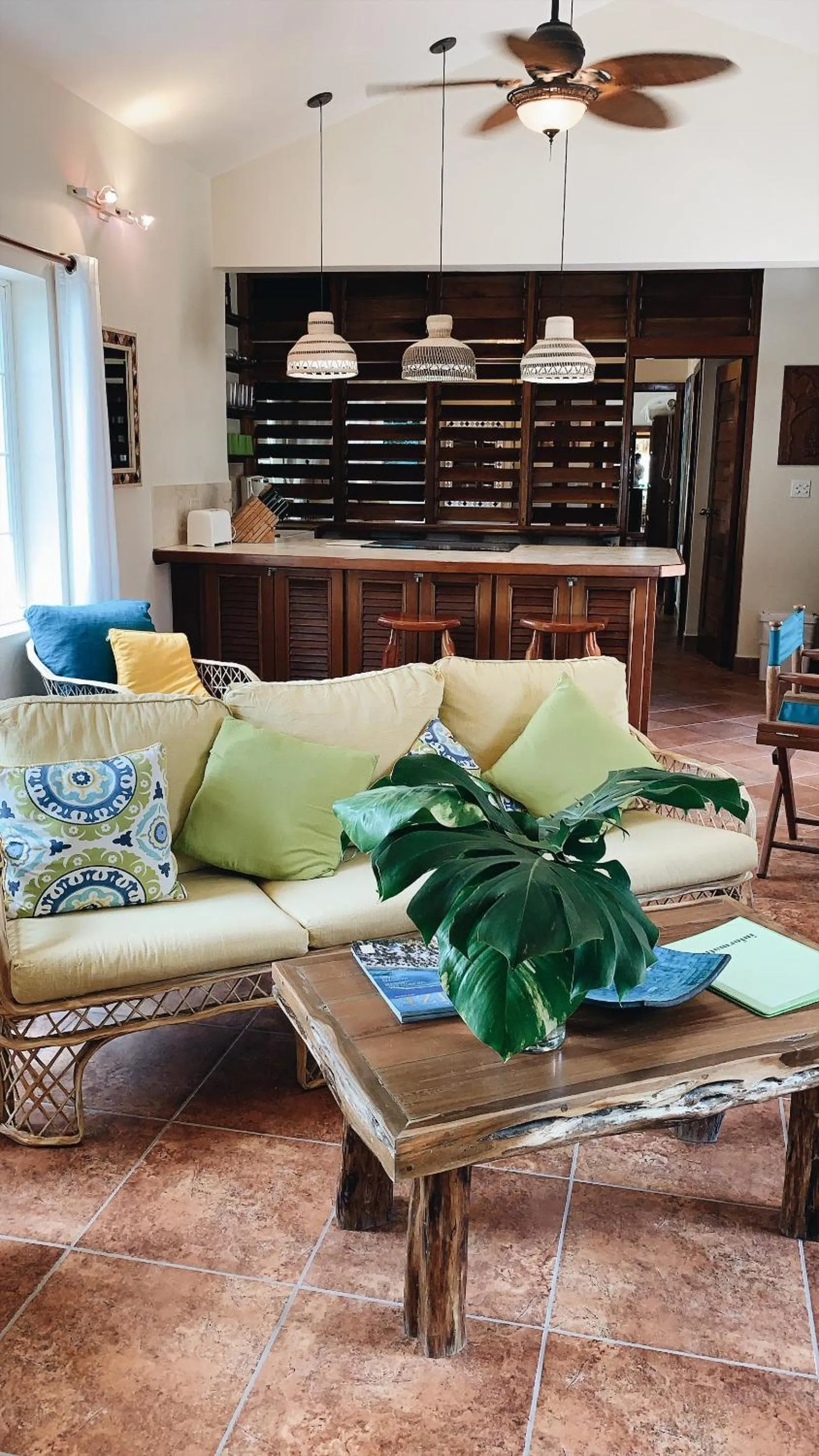 Living room in Caye Casa