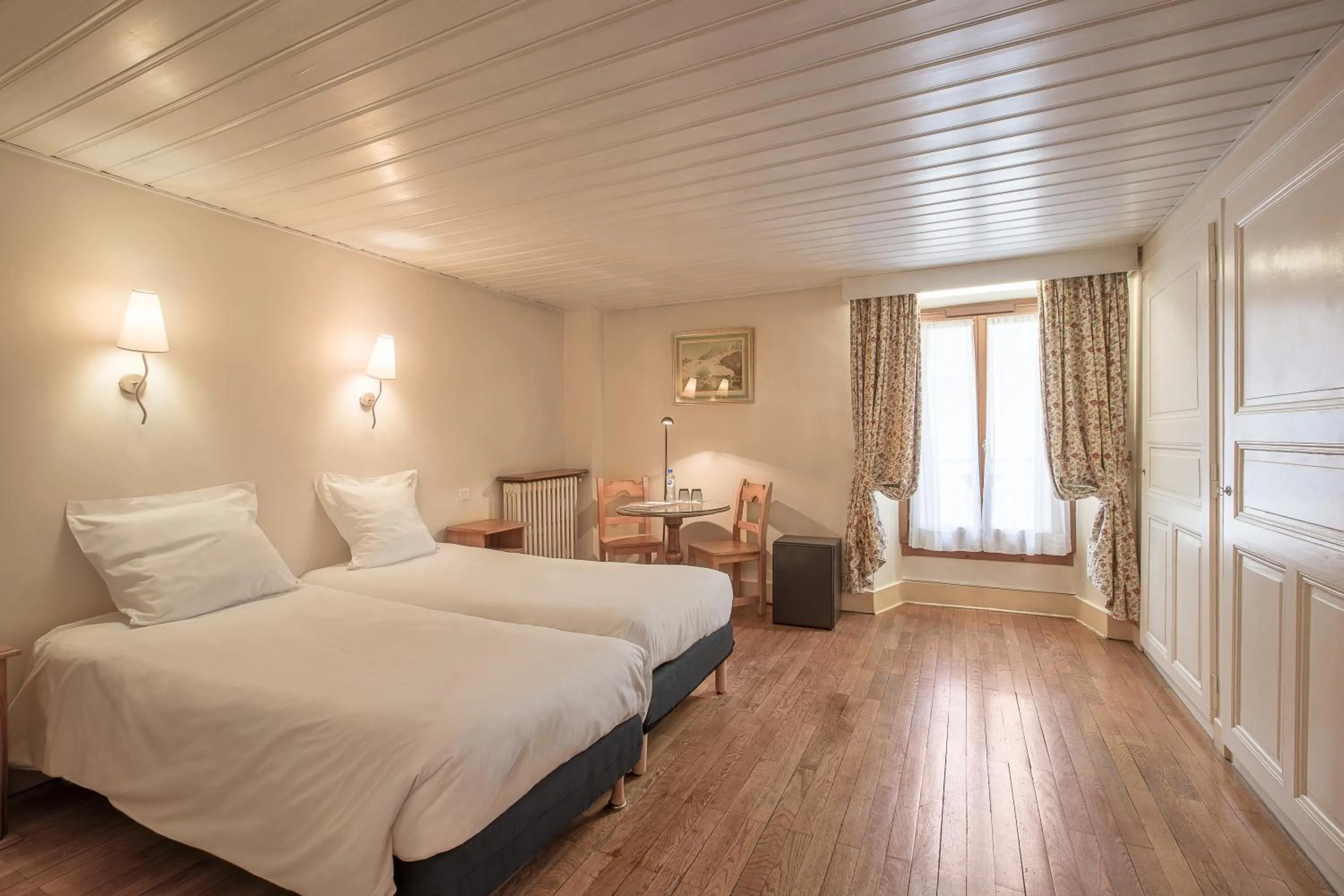 Bedroom in La Croix Blanche