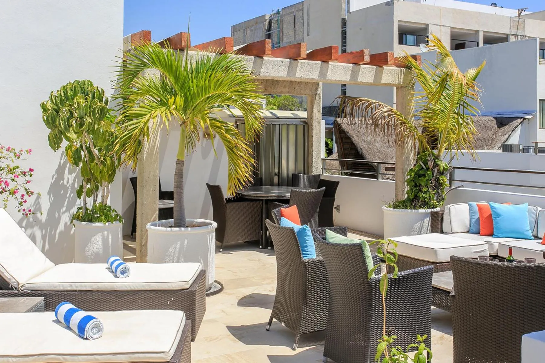 3-Level Condo with a Private Balcony & Rooftop Lounge