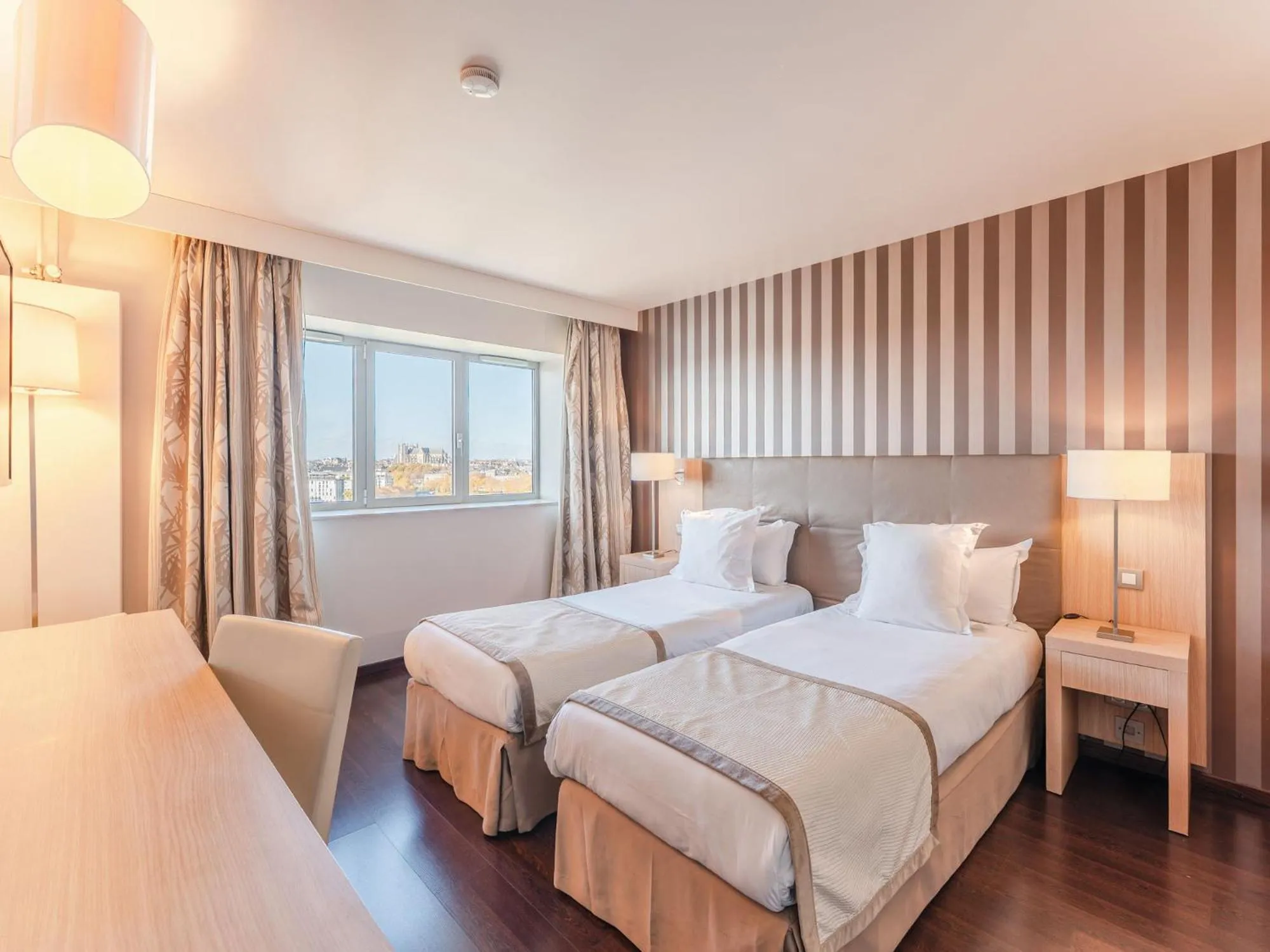 Bedroom, Bed in Residhome Nantes Berges De La Loire