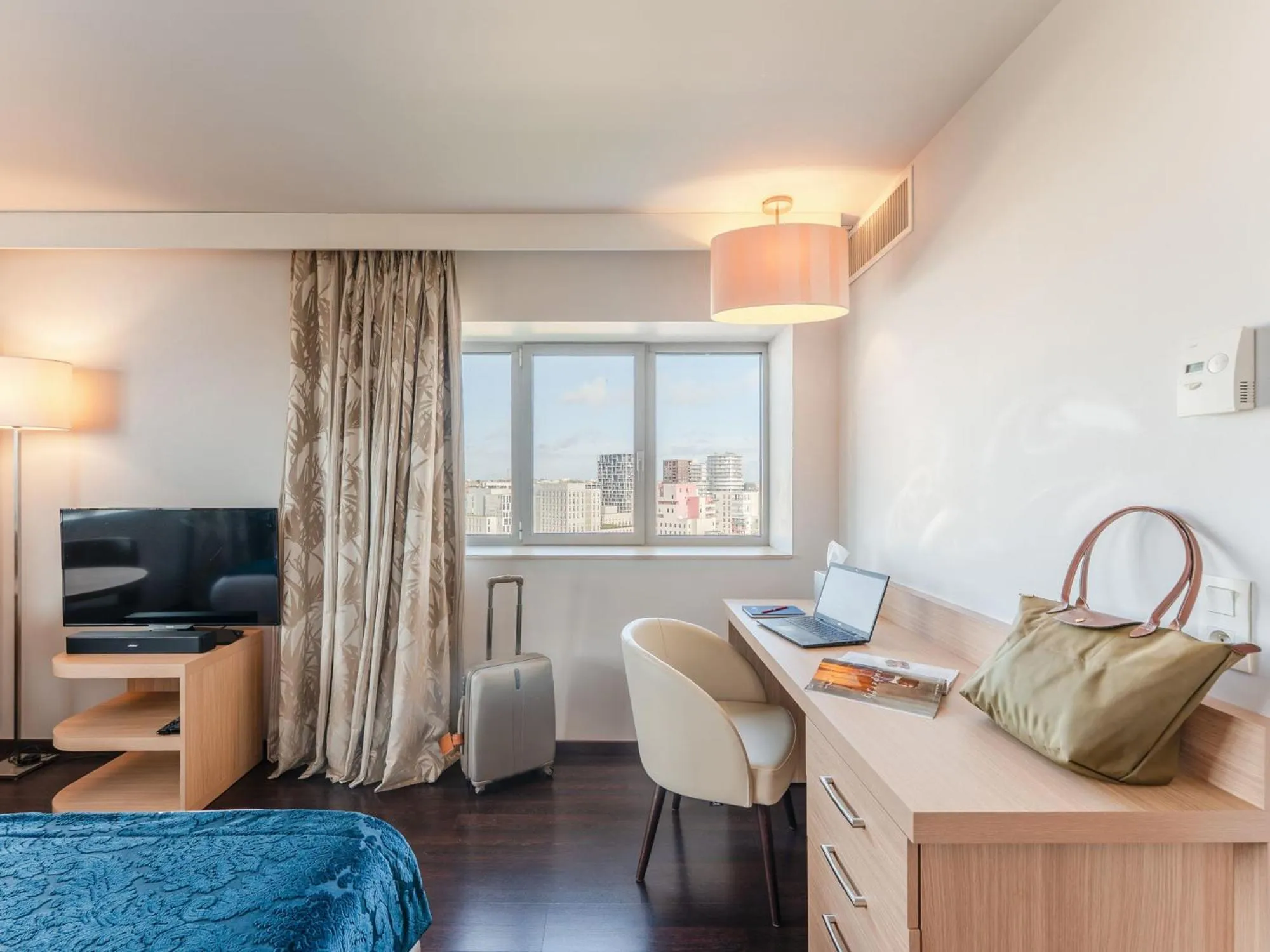 Bedroom, Bed in Residhome Nantes Berges De La Loire