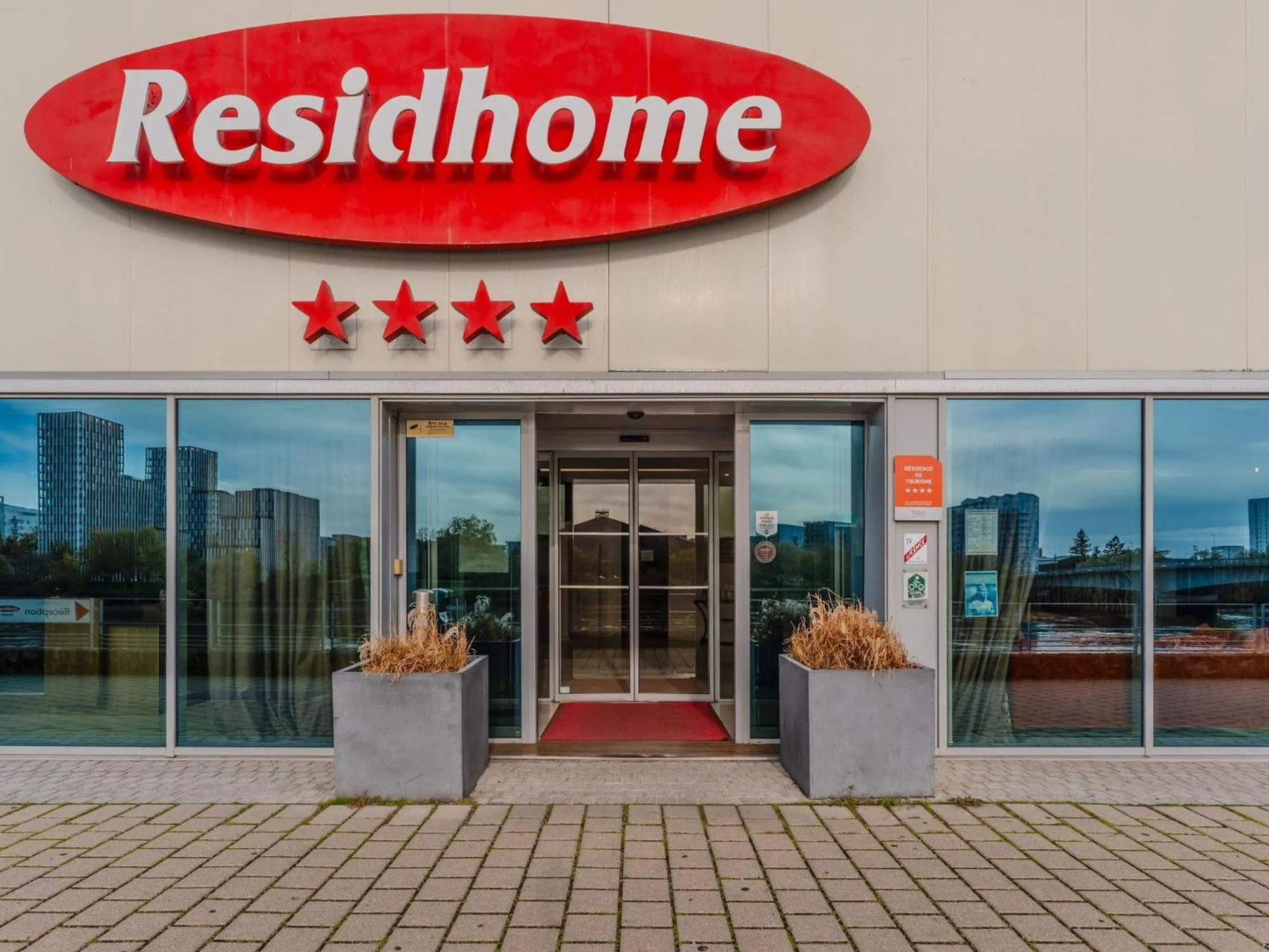 Property building in Residhome Nantes Berges De La Loire