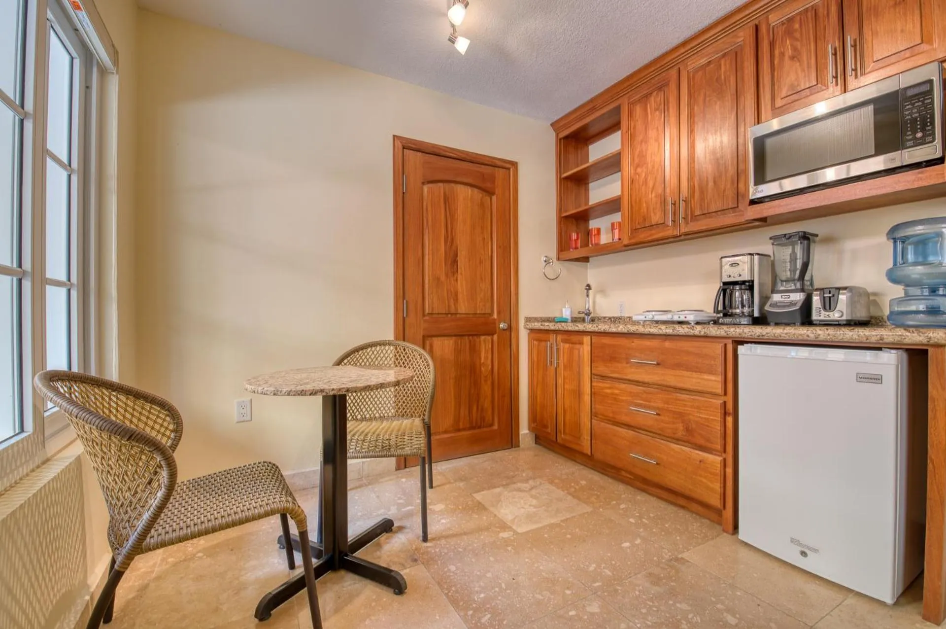 Kitchen or kitchenette in Caribe Tesoro