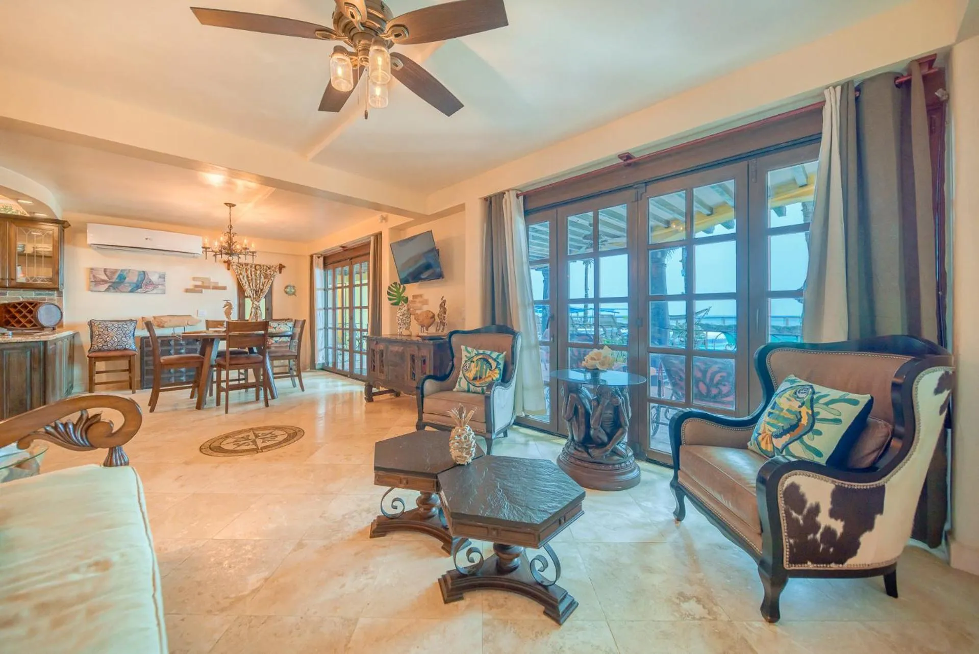 Seating area in Caribe Tesoro