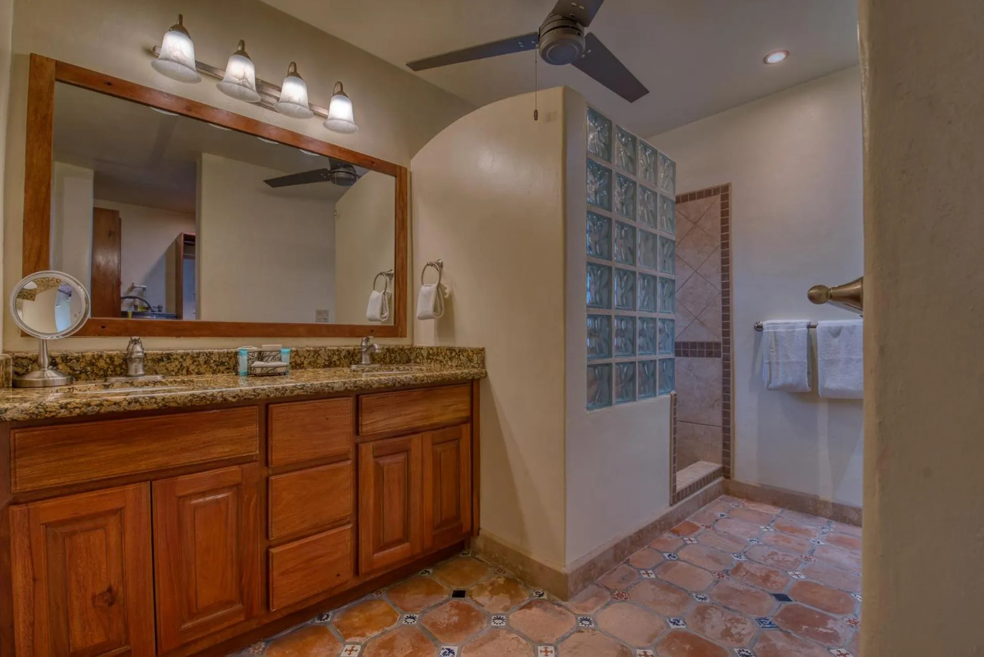 Bathroom in Caribe Tesoro