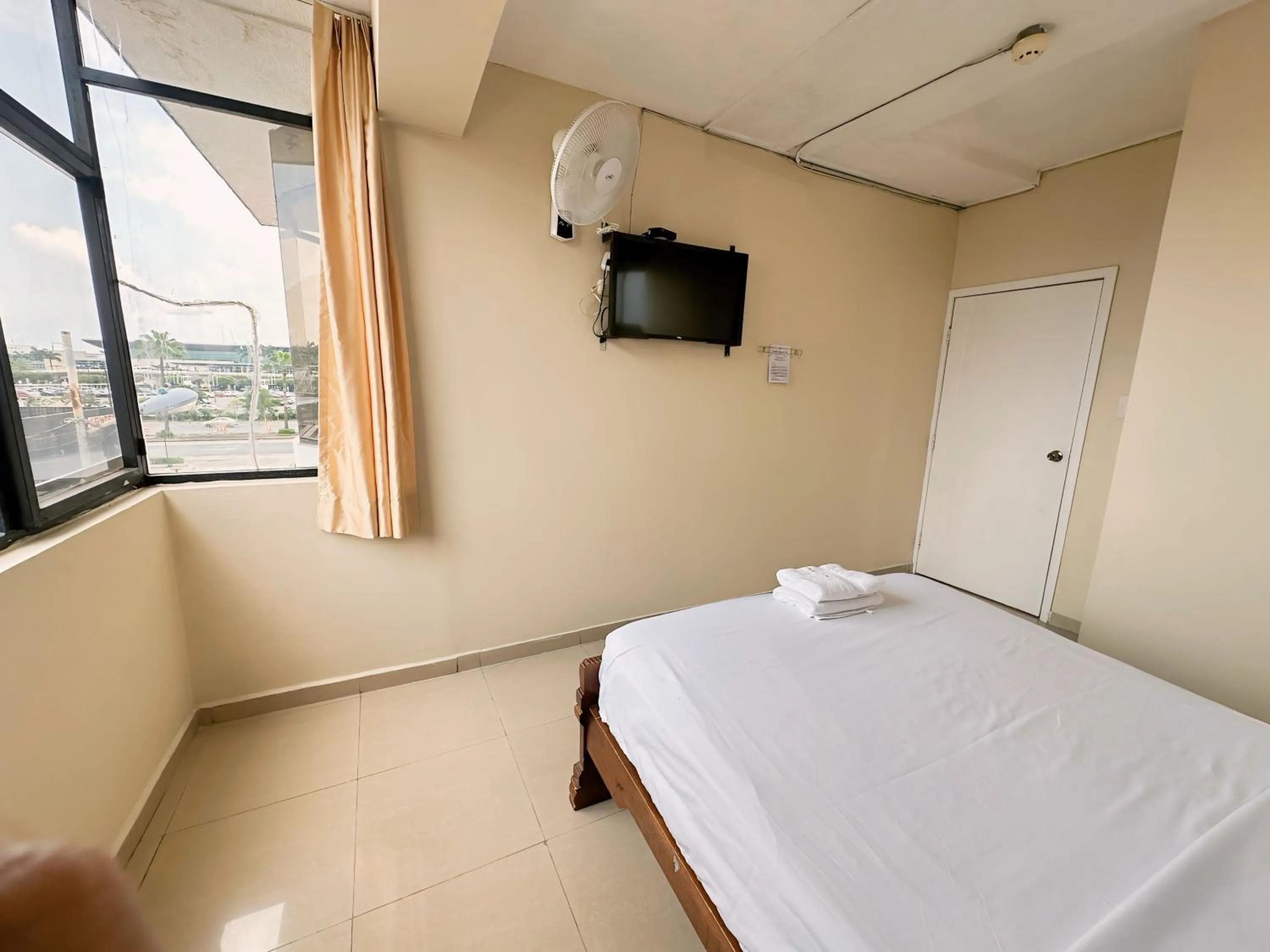 TV and multimedia, Bed in Hostal Posada Del Sol