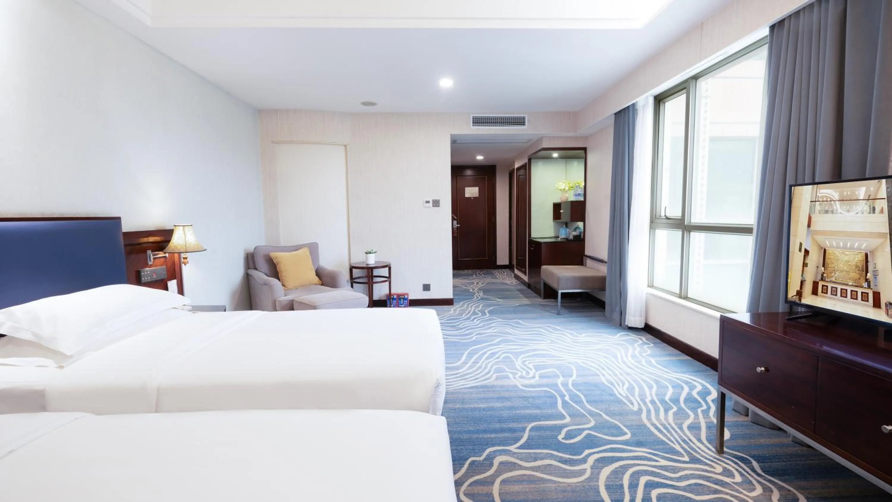 Bed in Shunde Grand View Hotel