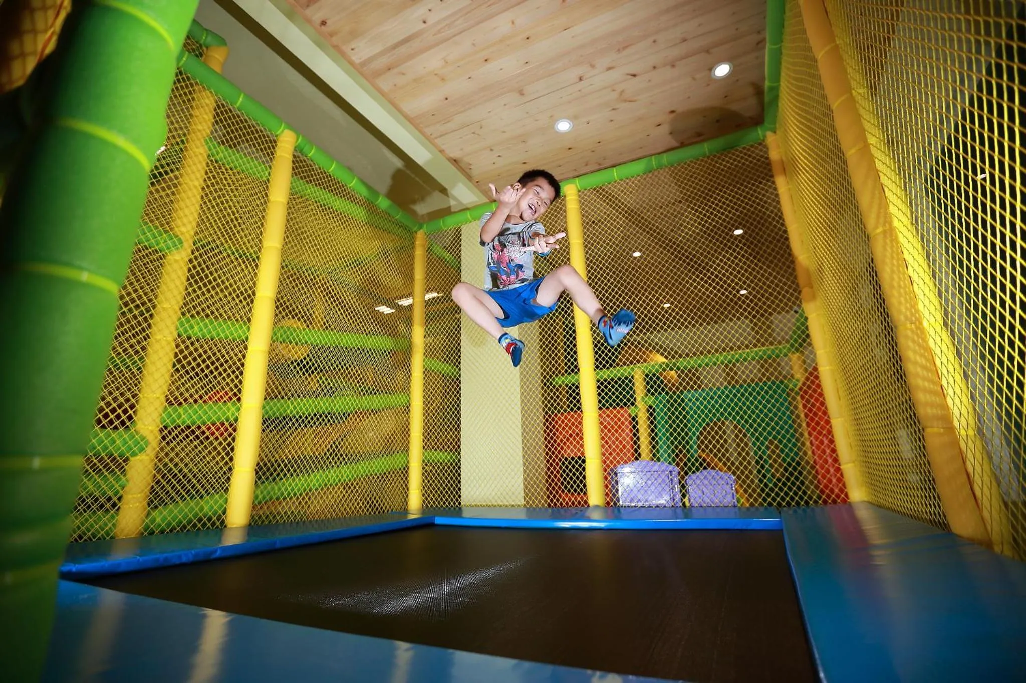 Area and facilities in Green Resort