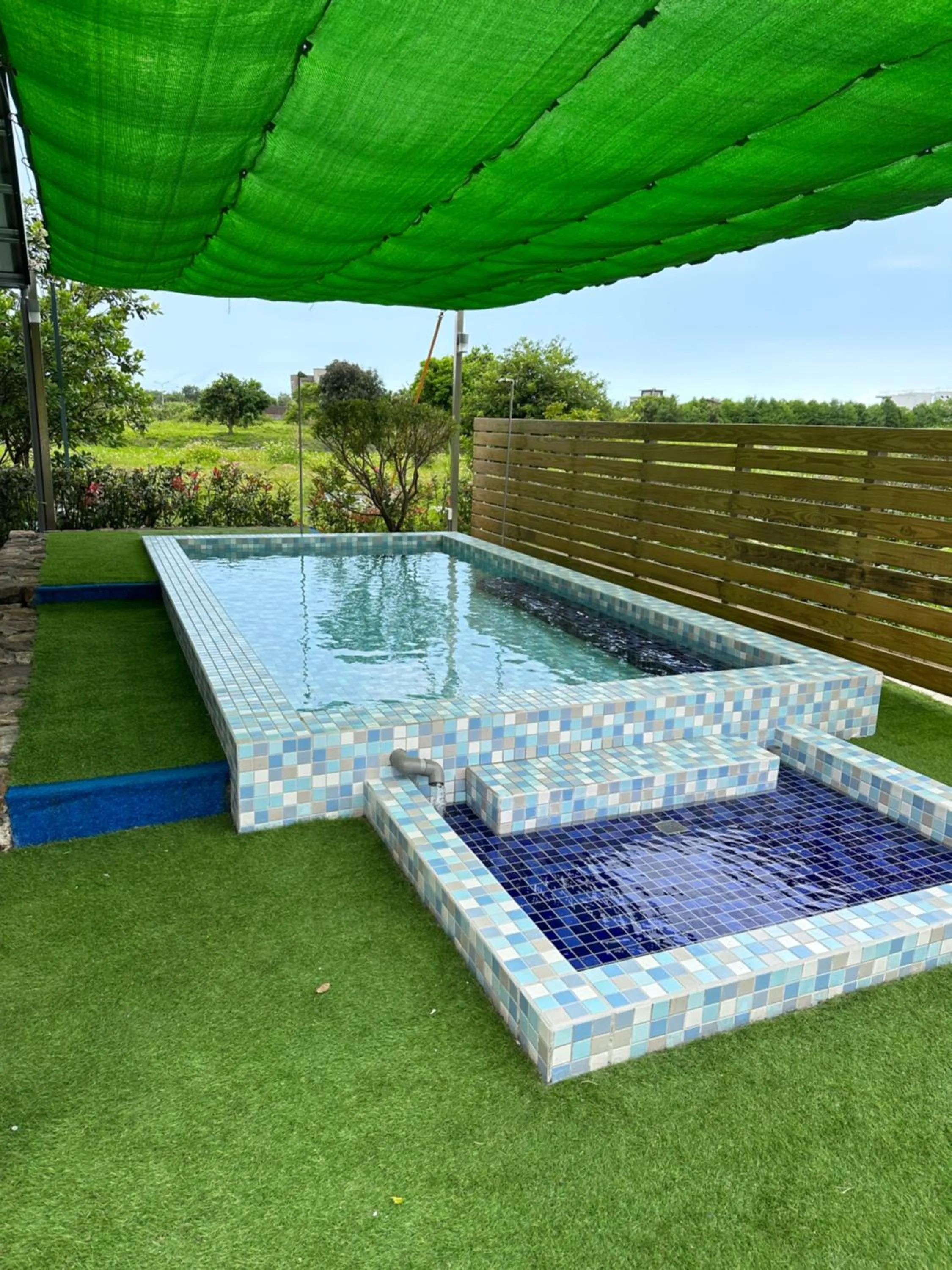 Swimming pool in Green Resort