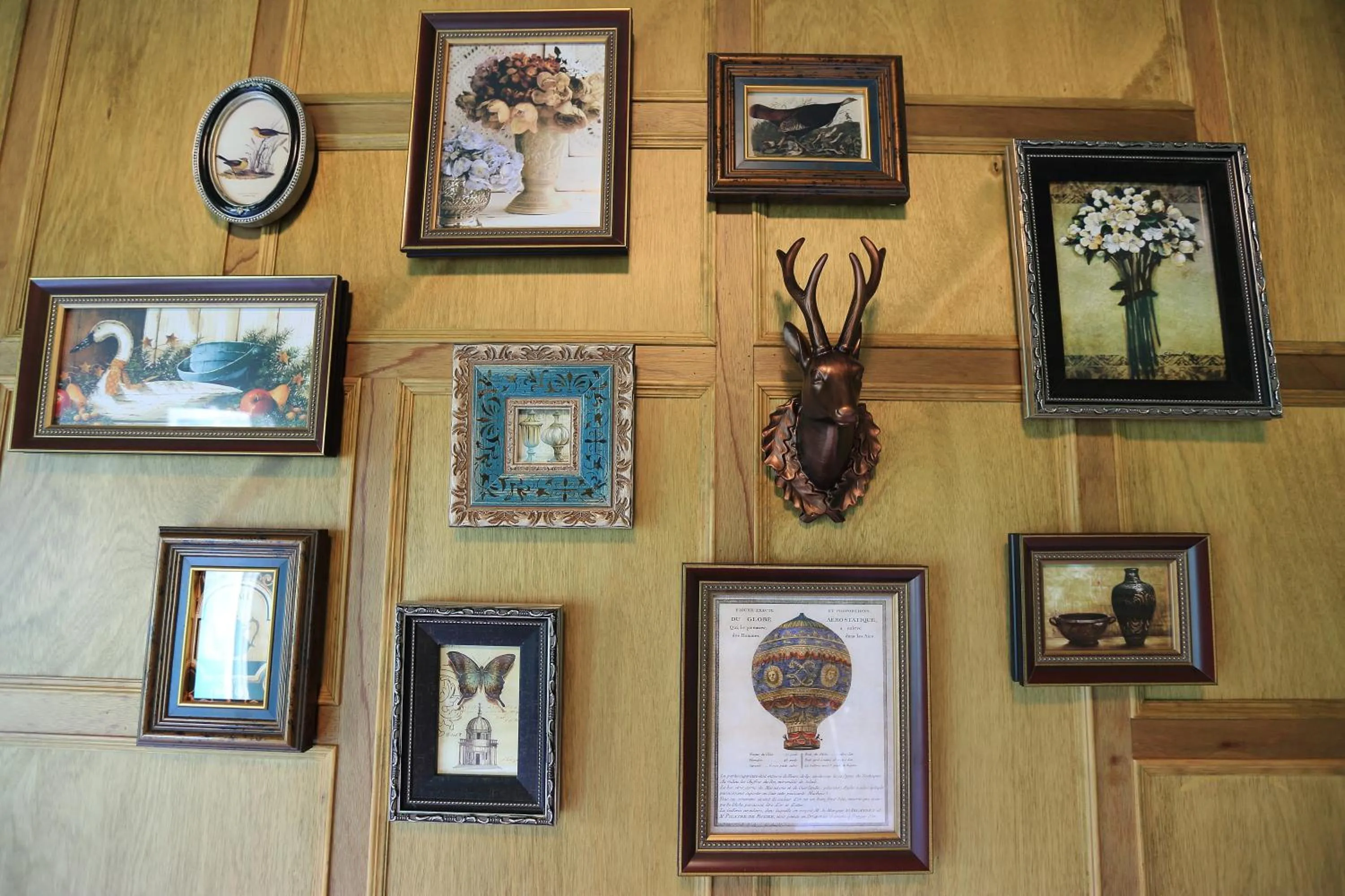 Decorative detail in Green Resort