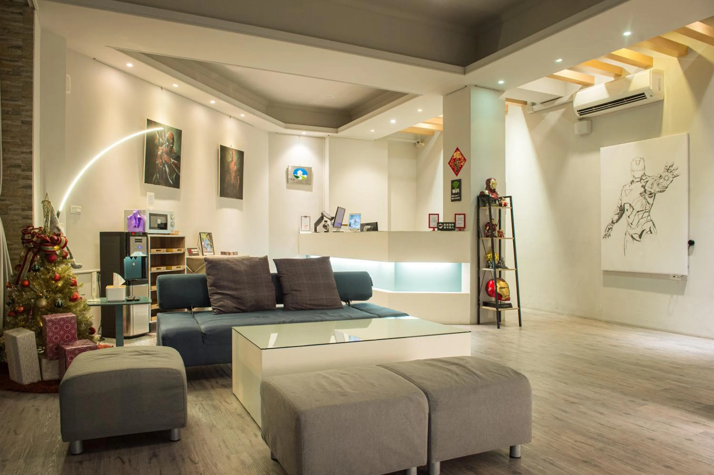 Living room in MUNA Hostel