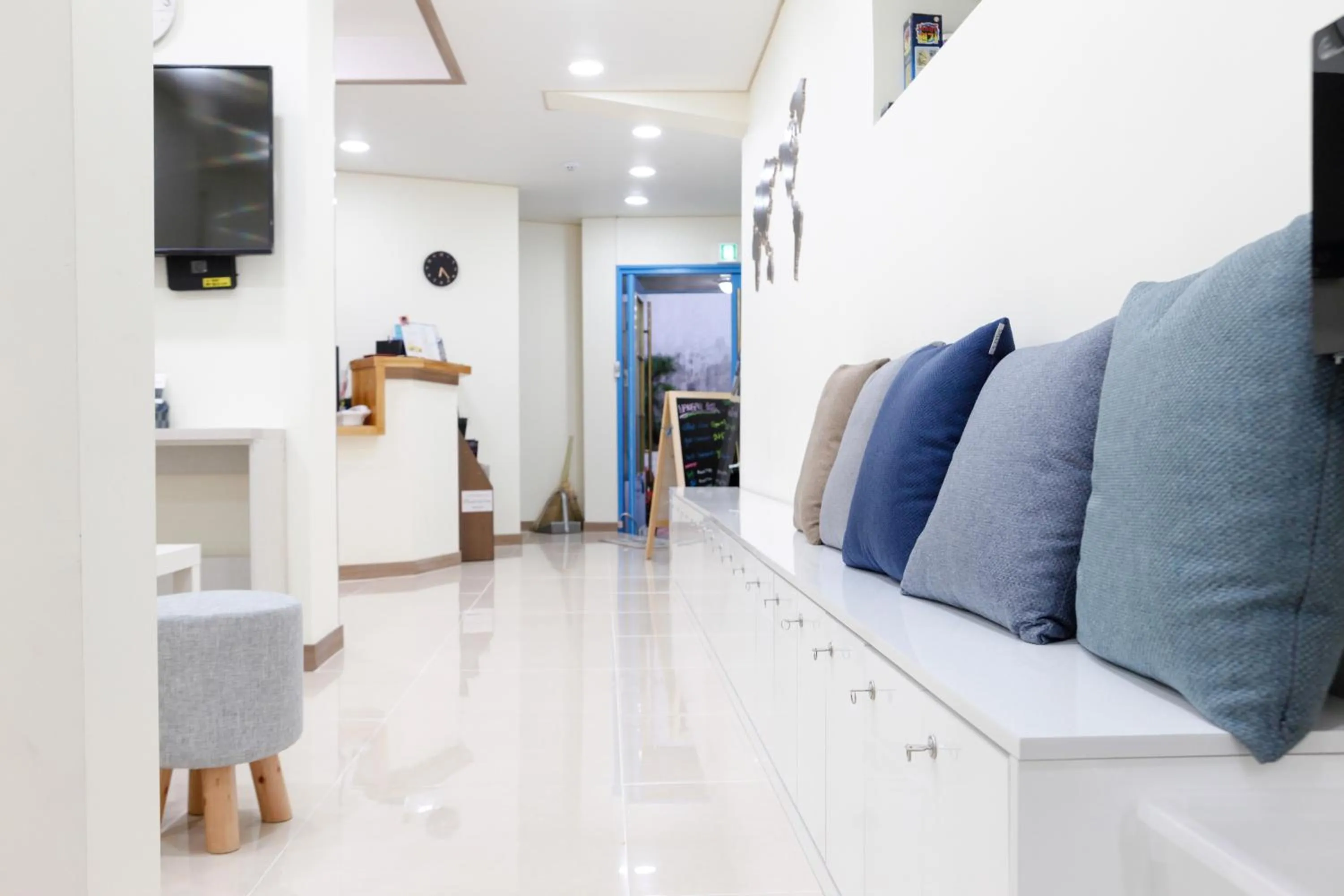 Living room in Namsan Gil House