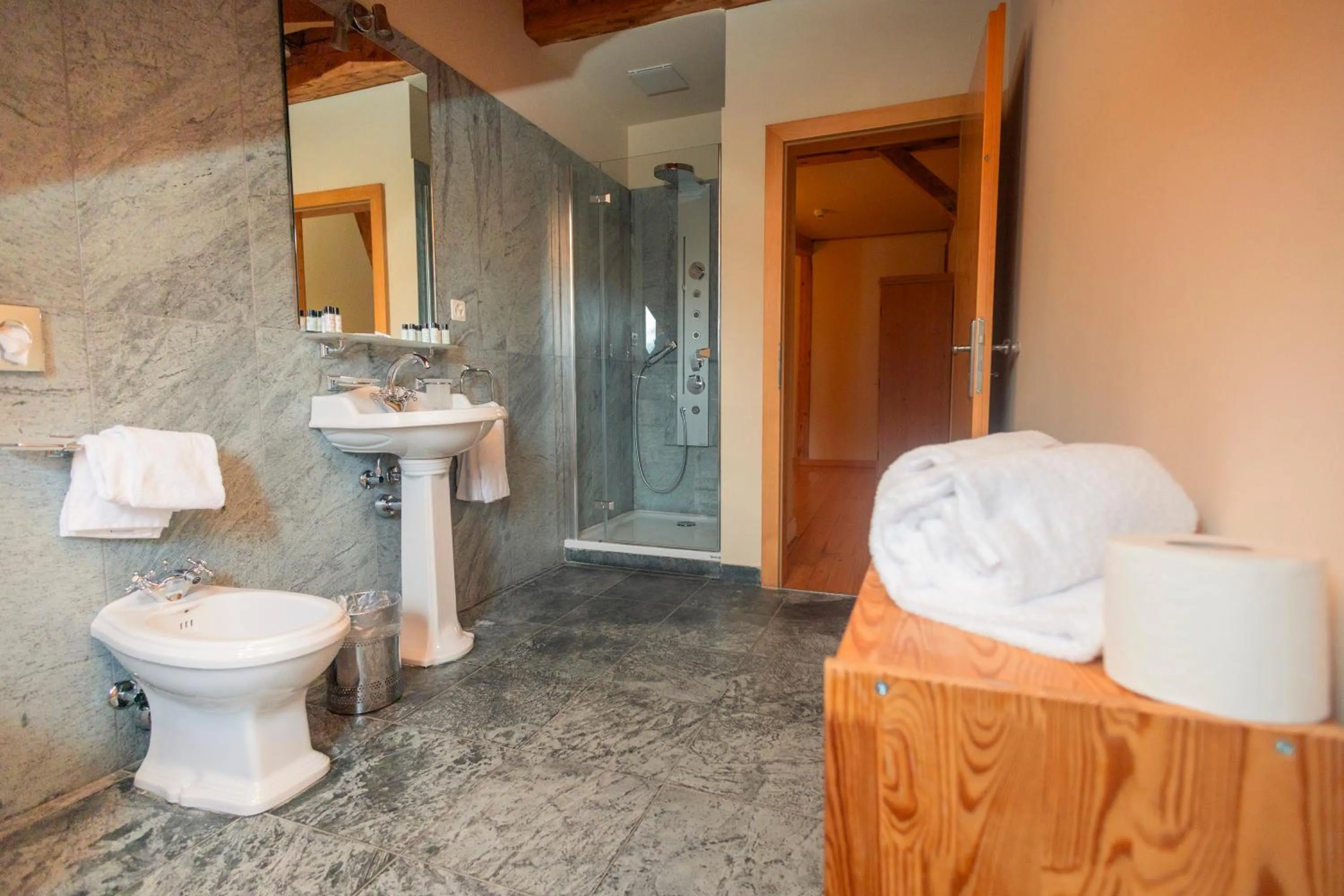 Bathroom in Hotel Bernina 1865 by Kleos Group Collection