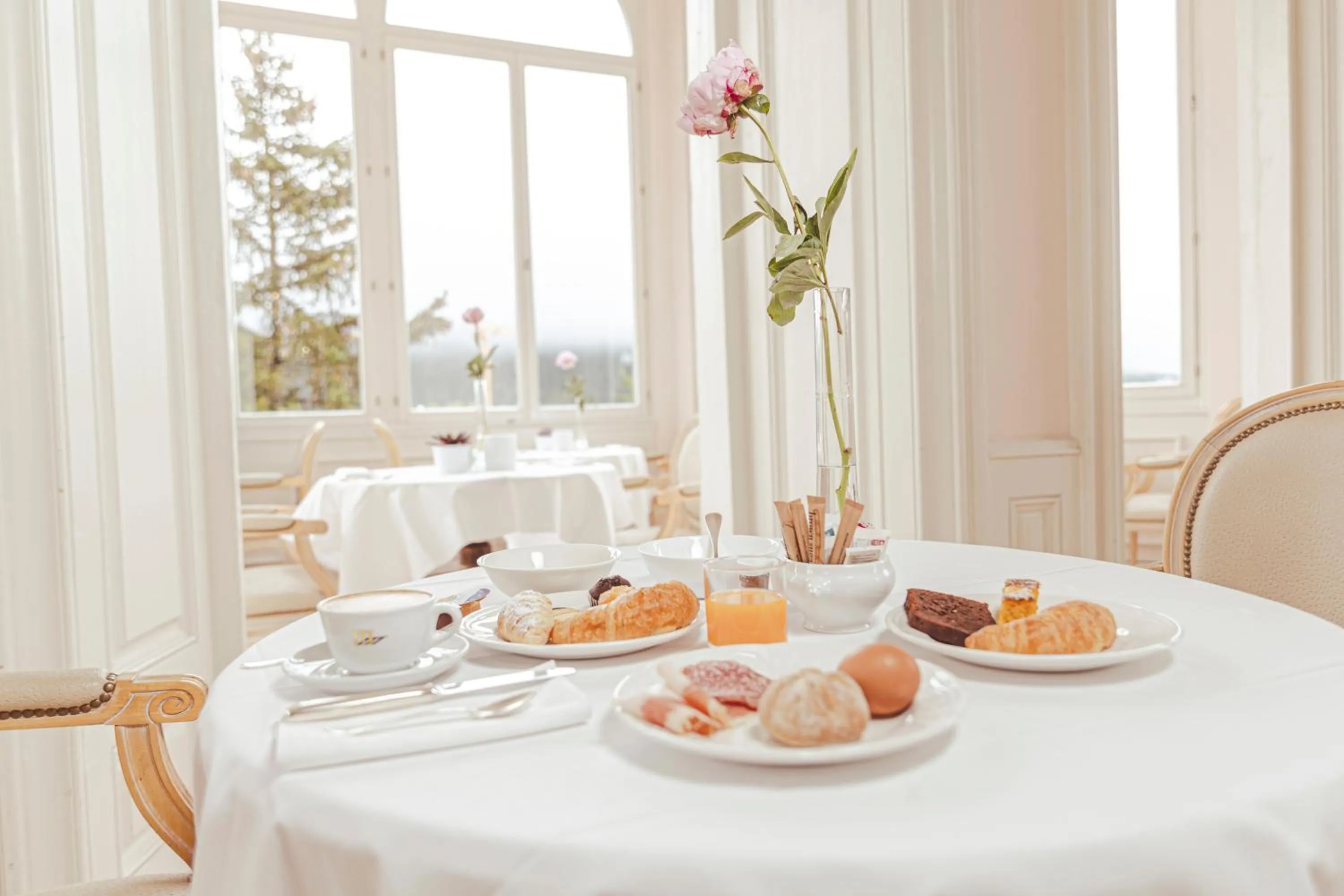 Breakfast in Hotel Bernina 1865 by Kleos Group Collection