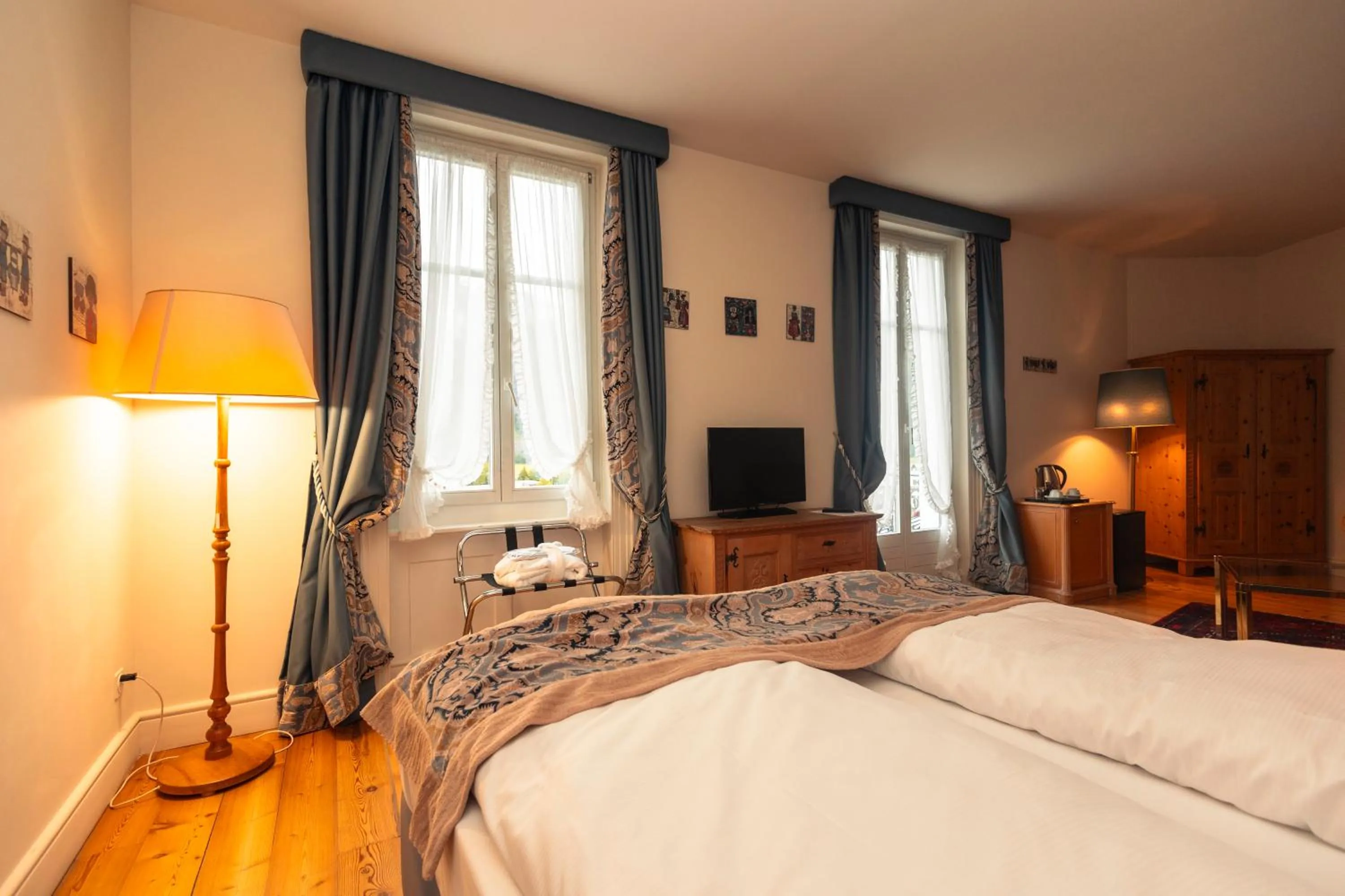 Bed in Hotel Bernina 1865 by Kleos Group Collection