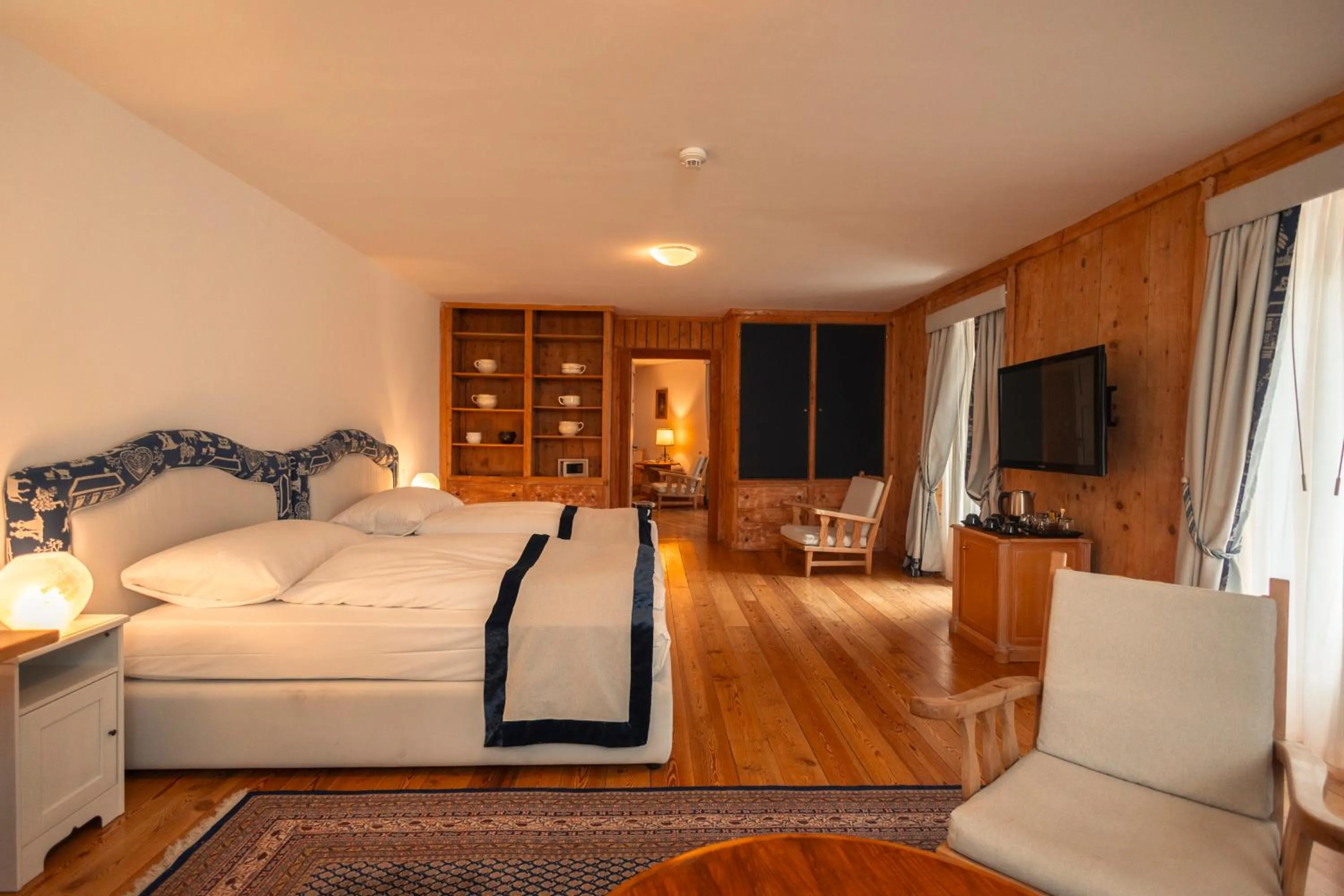 Bed in Hotel Bernina 1865 by Kleos Group Collection