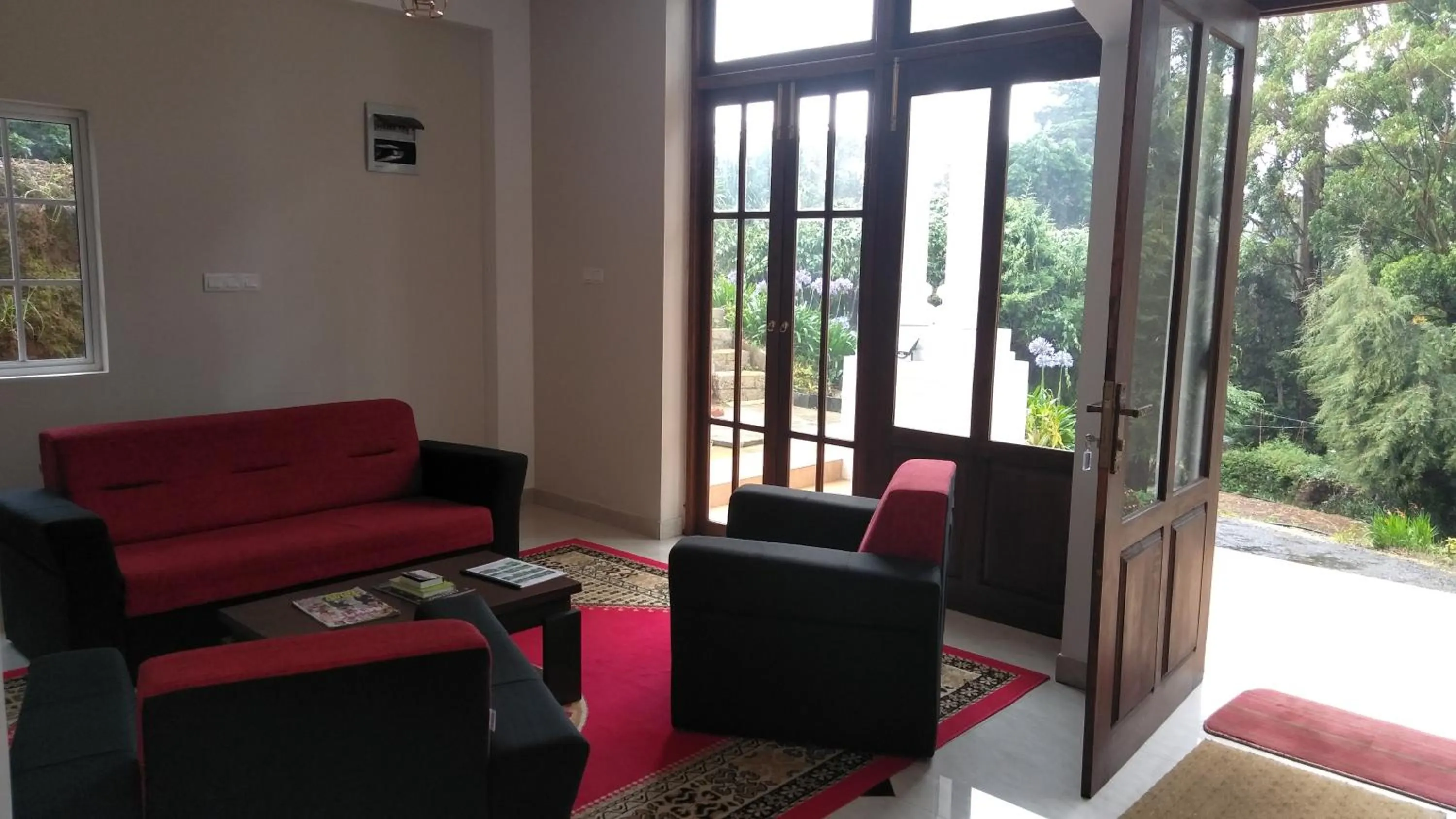 Living room in Panorama Green View Hotel Nuwara Eliya