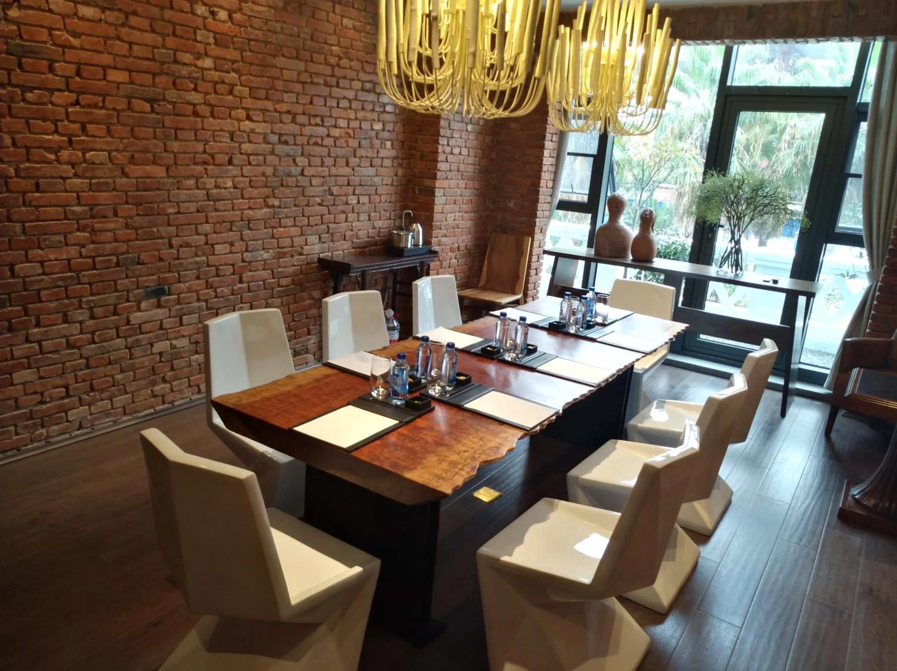 Restaurant/places to eat in Royal Grace Hotel Optics Valley Wuhan