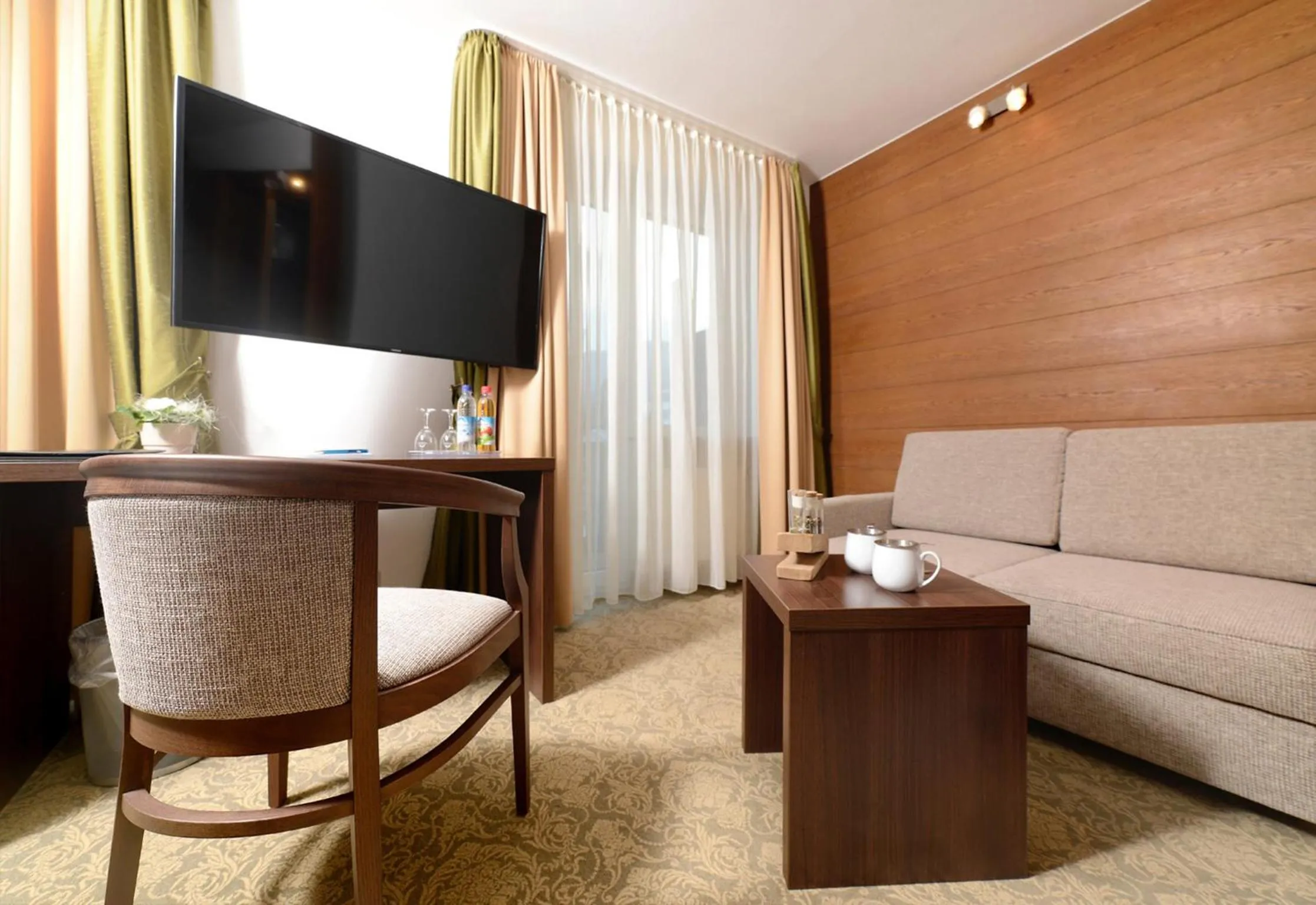 TV and multimedia in Hotel Bayerisch Meran