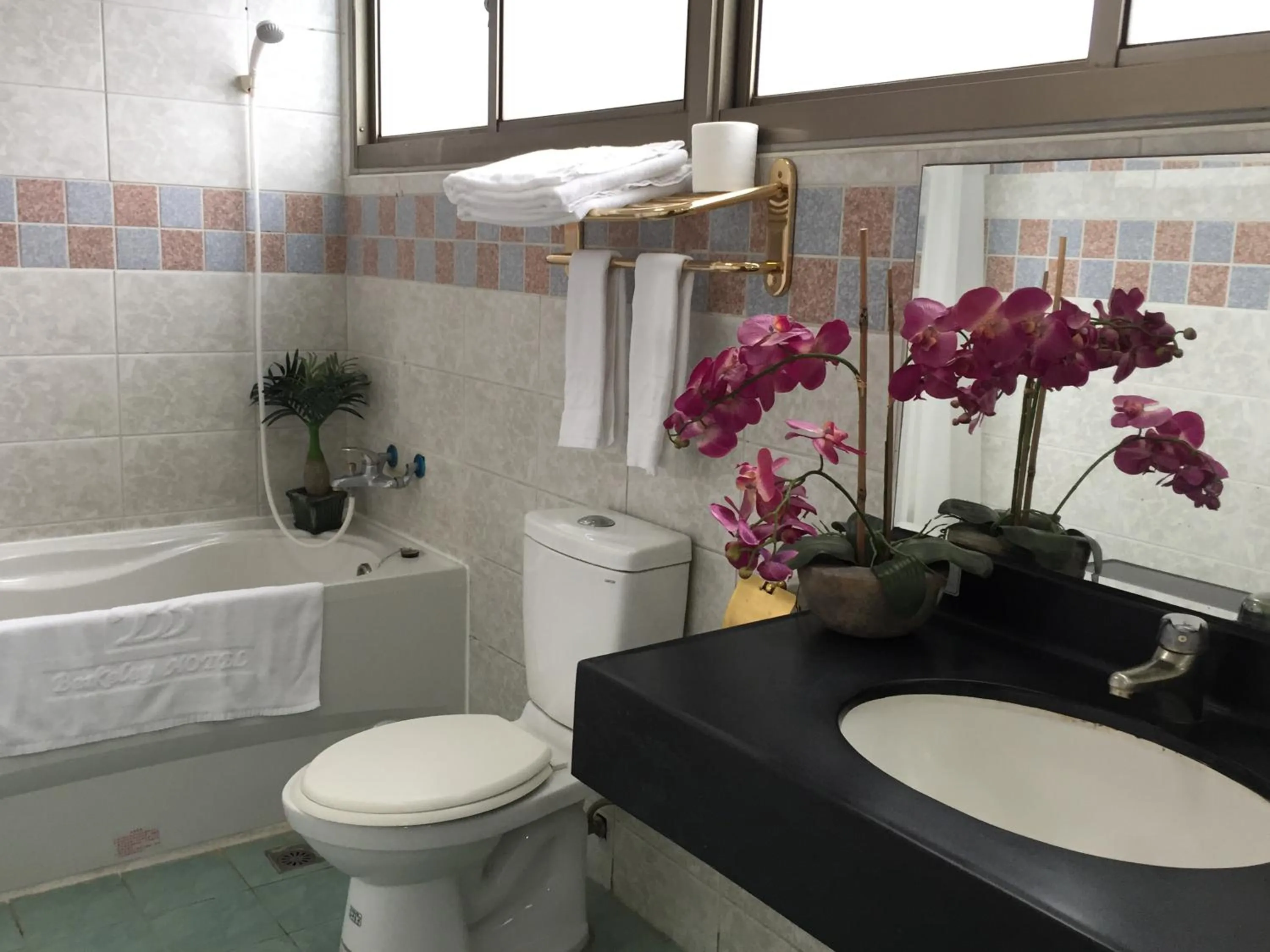 Decorative detail in Berkeley Business Hotel Zhongzheng