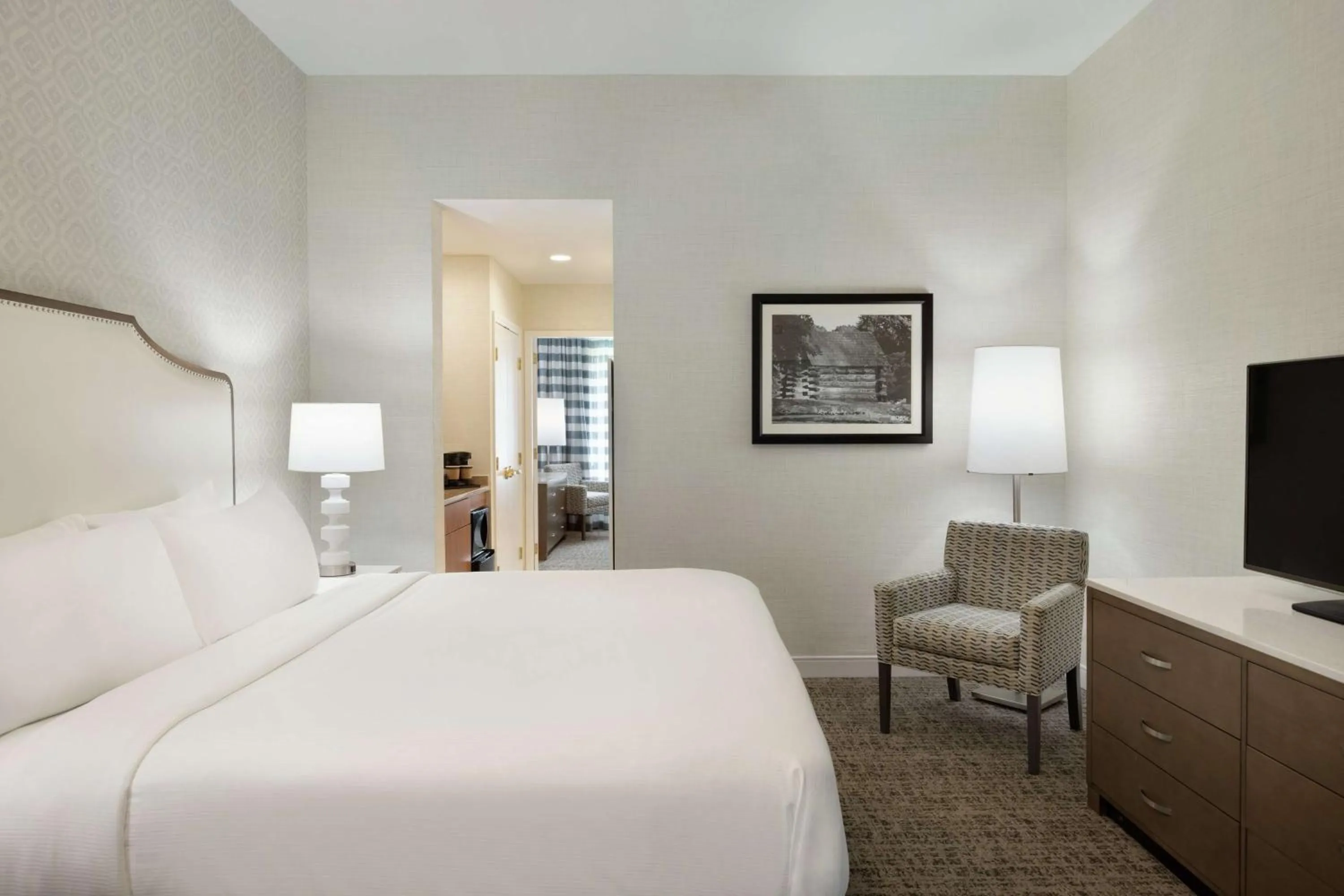 Bedroom, Bed in Embassy Suites by Hilton Philadelphia Valley Forge