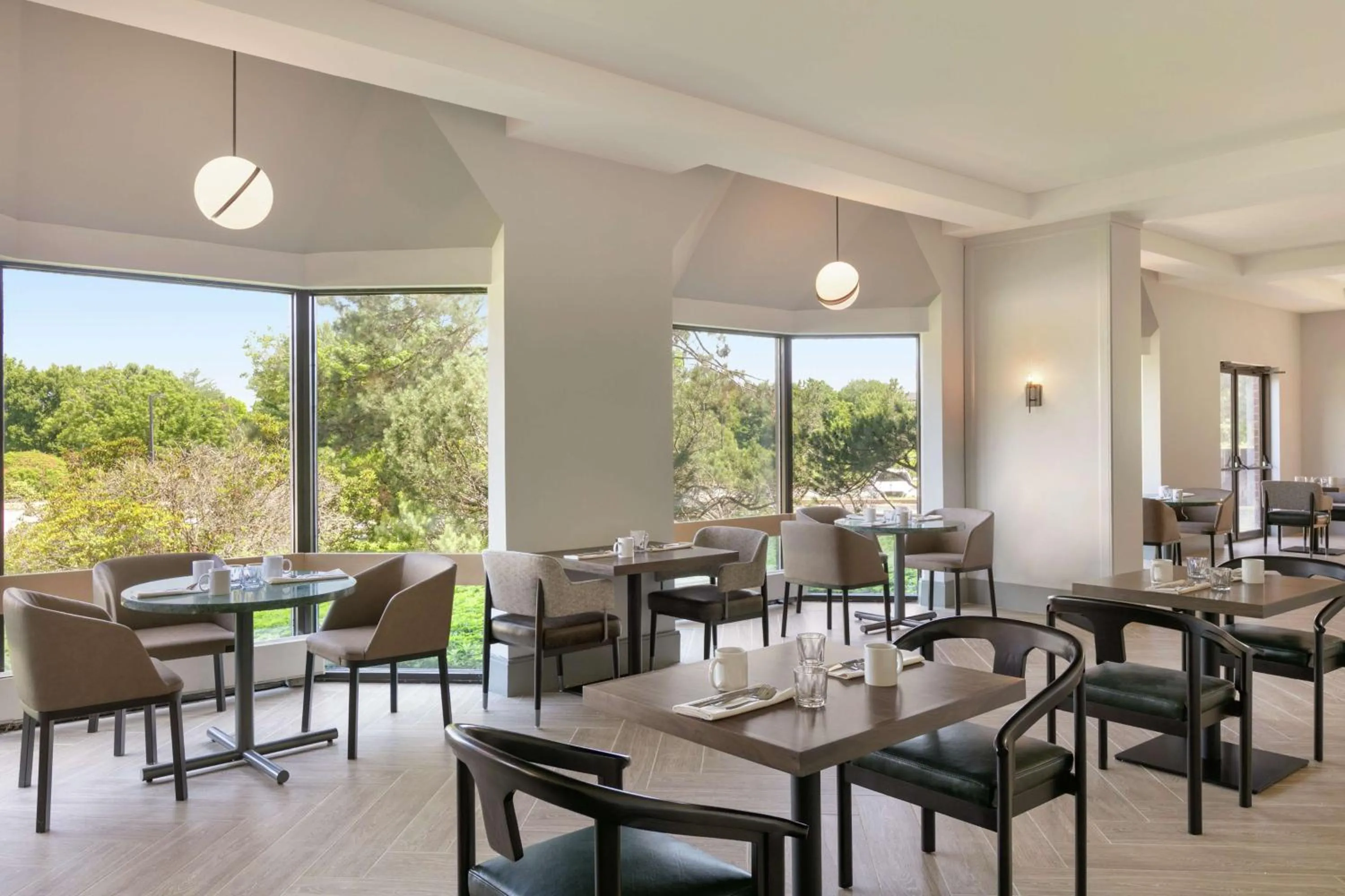 Breakfast in Embassy Suites by Hilton Philadelphia Valley Forge