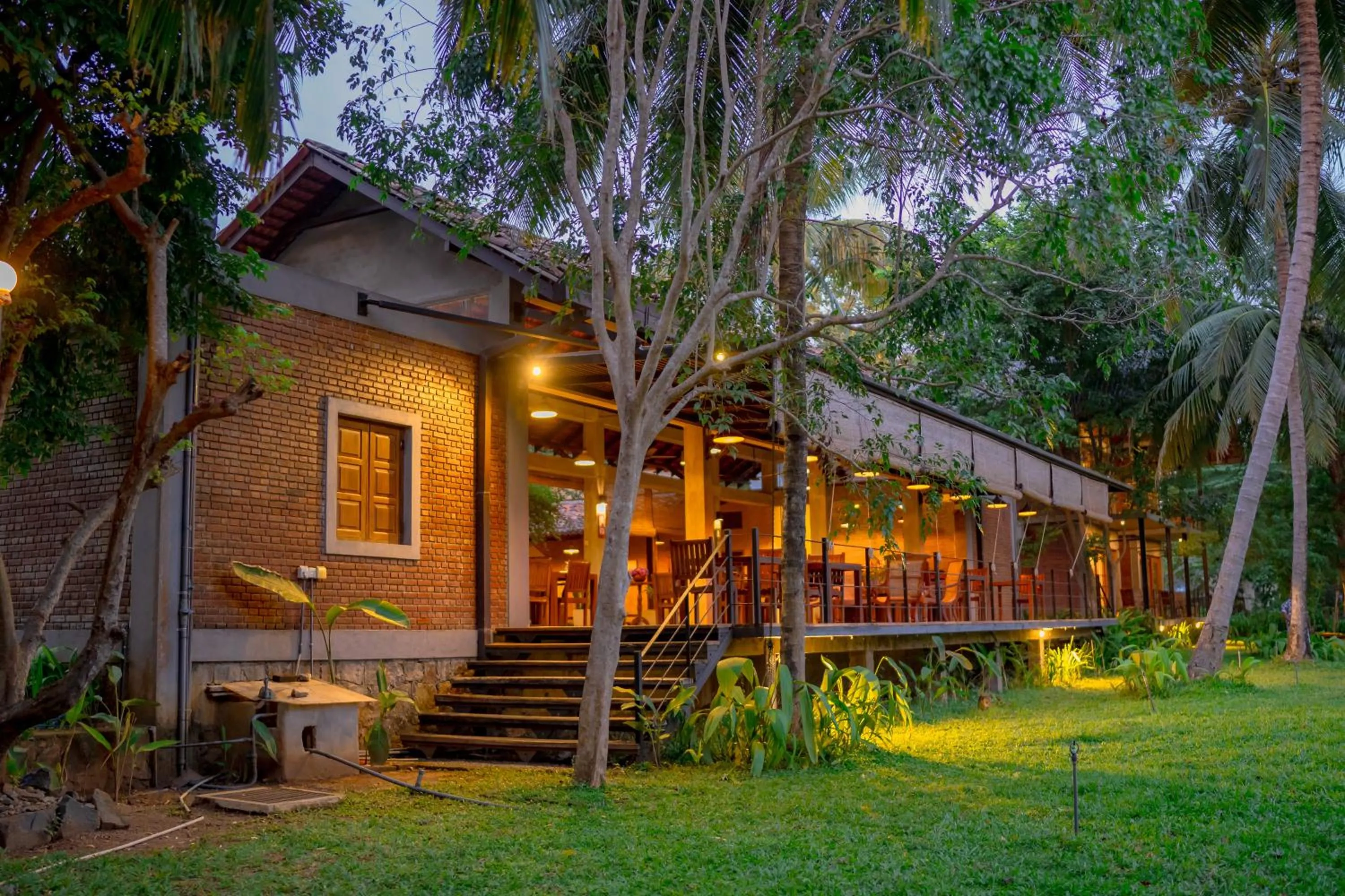 Restaurant/places to eat in Eliyanth Udawalawe