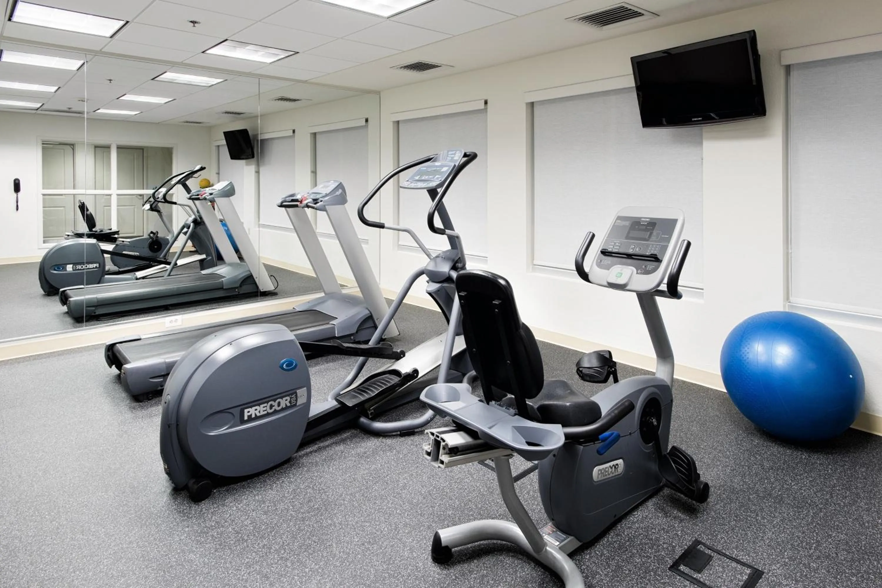 Fitness centre/facilities in Holiday Inn Express & Suites East Wichita I-35 Andover by IHG