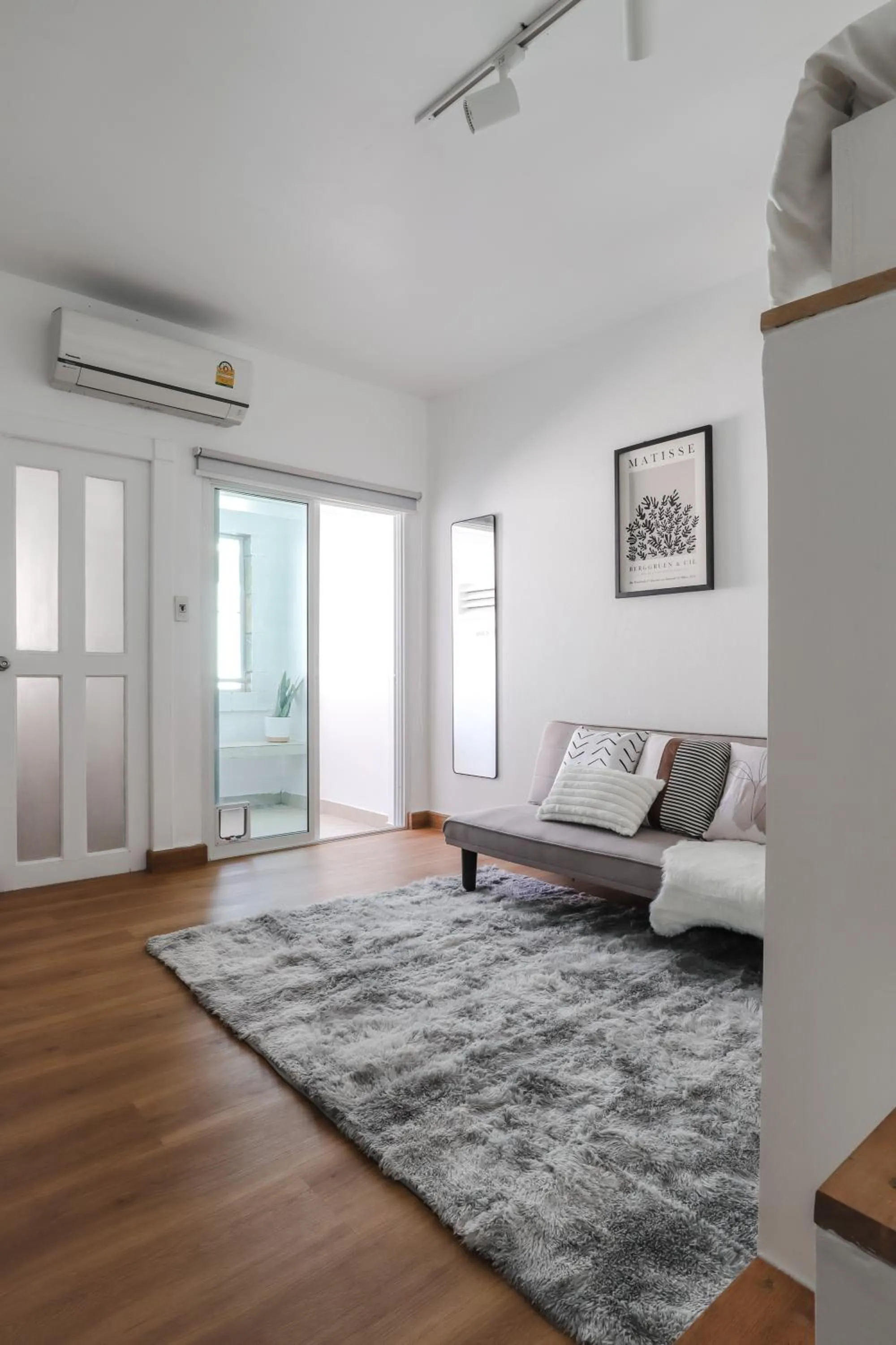 Living room in Link Mansion