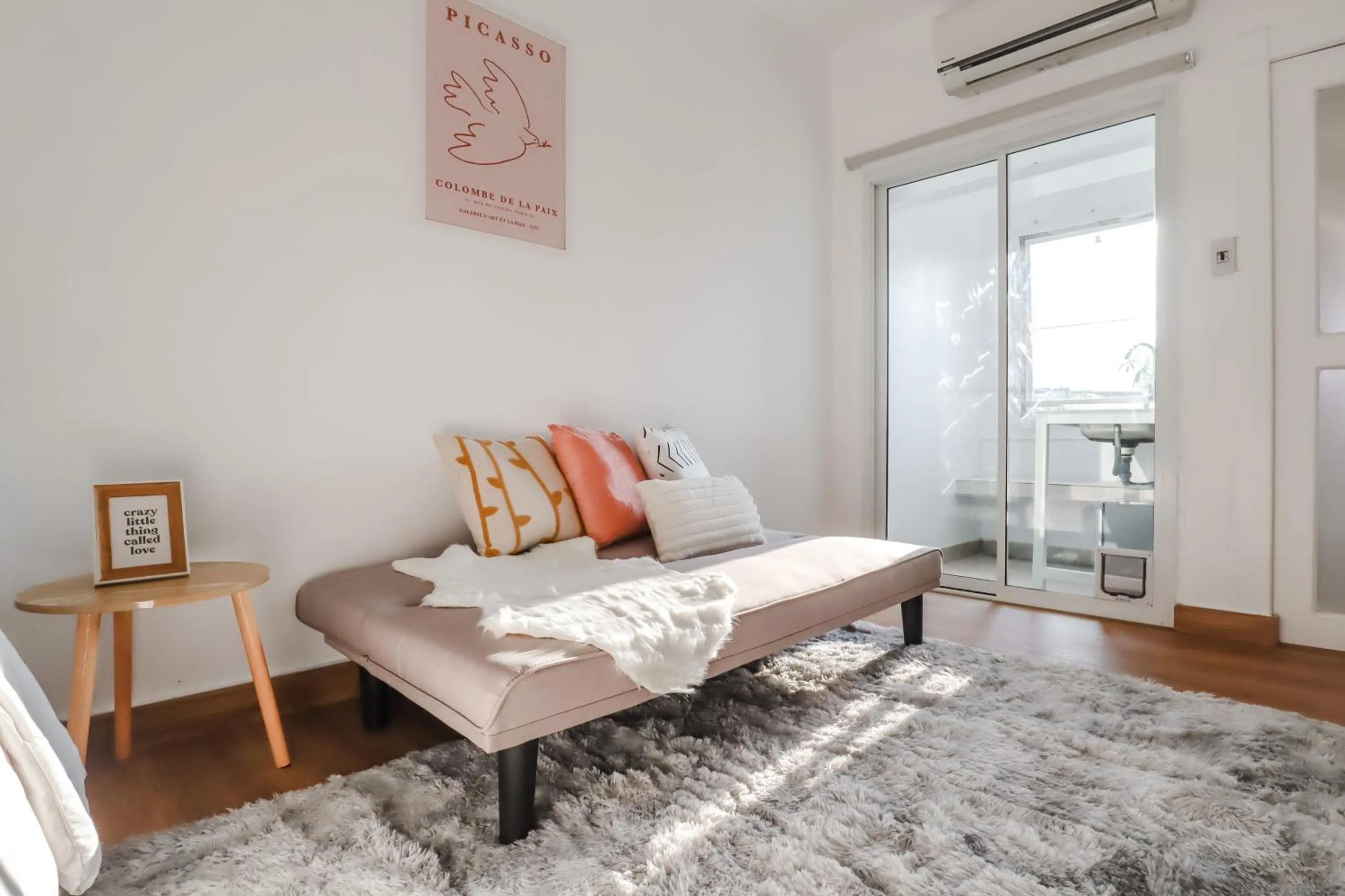 Living room in Link Mansion