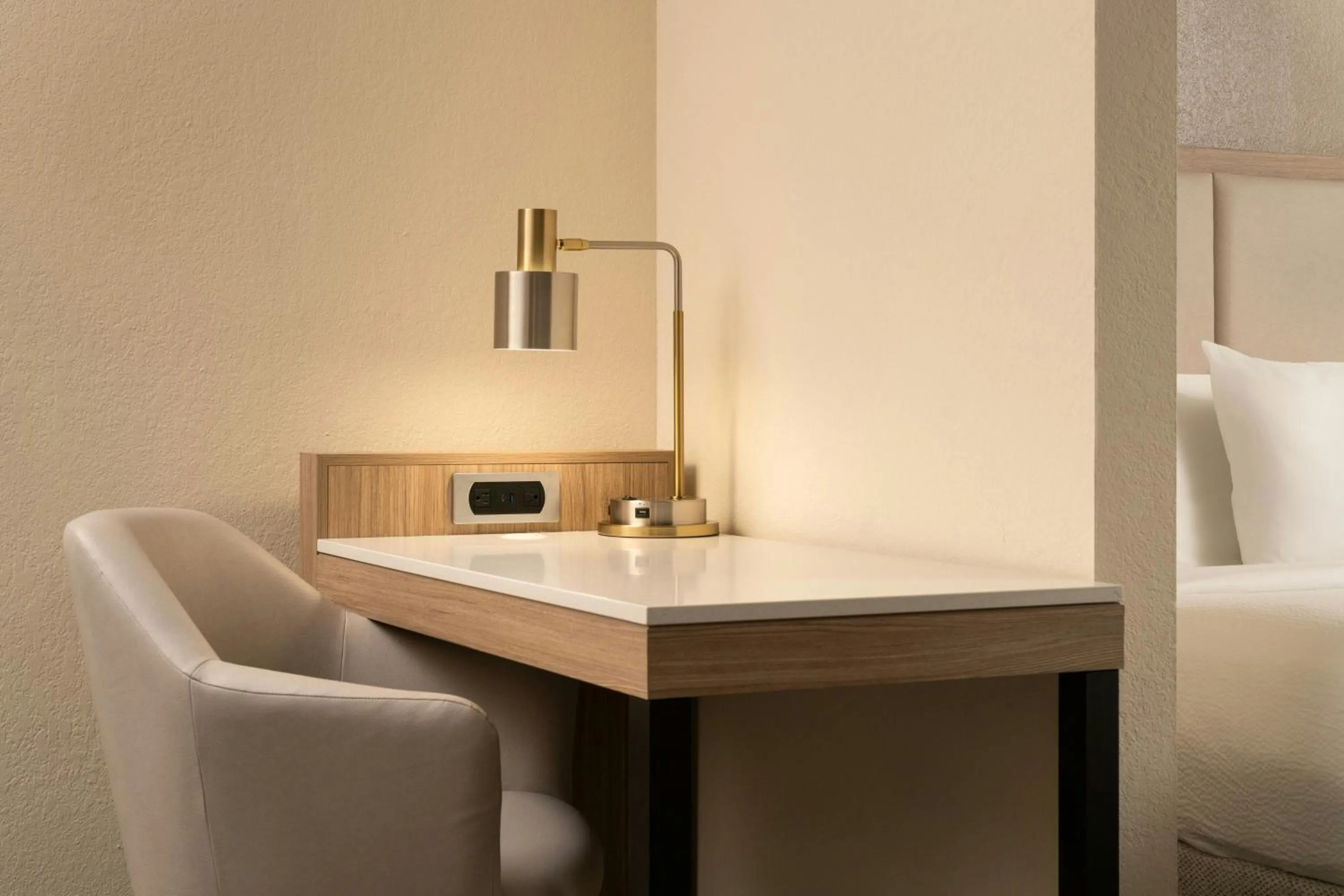 Photo of the whole room, Bed in SpringHill Suites by Marriott Tampa Westshore