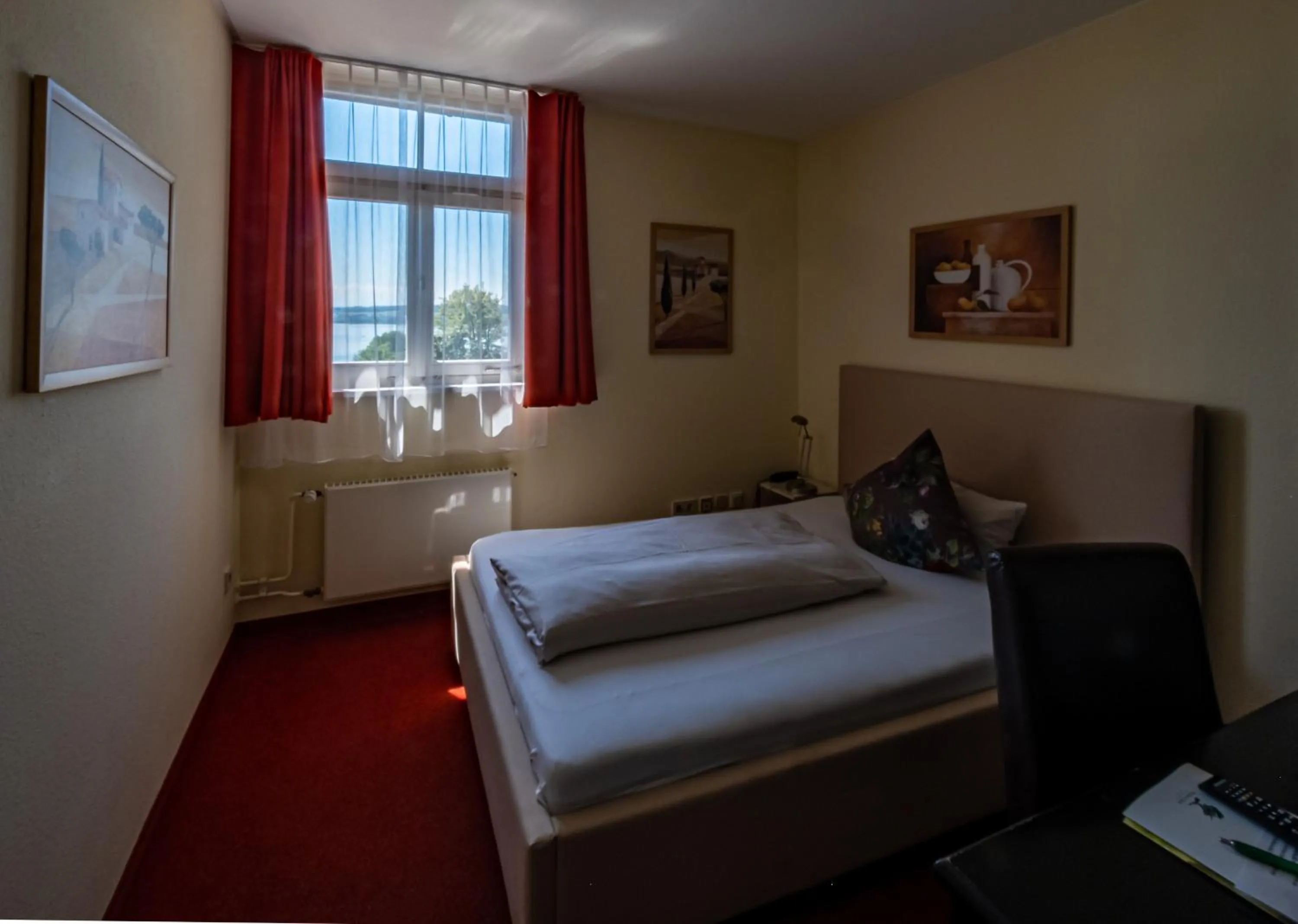 Bed in Waldhaus Jakob