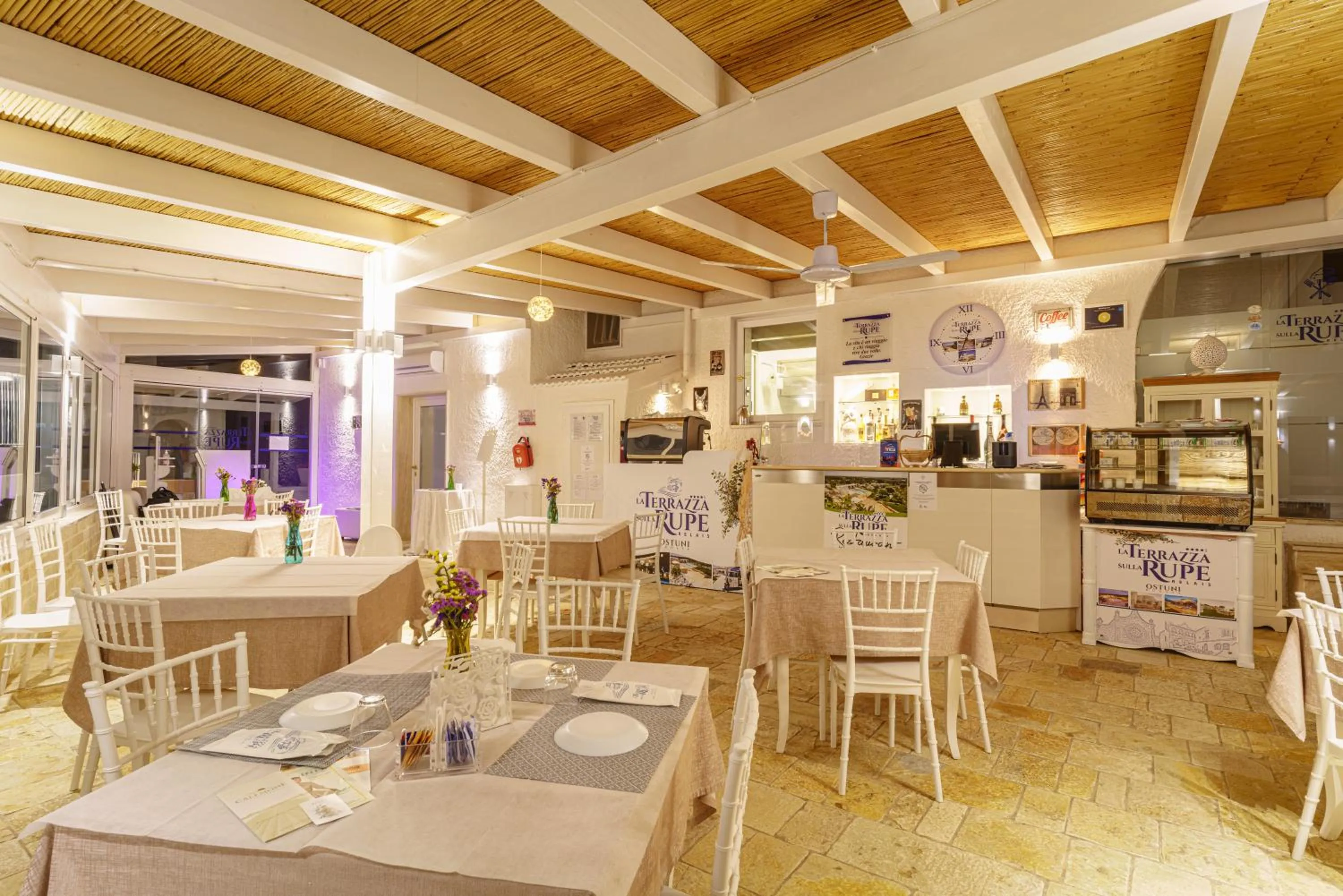 Restaurant/places to eat in La Terrazza Sulla Rupe Relais