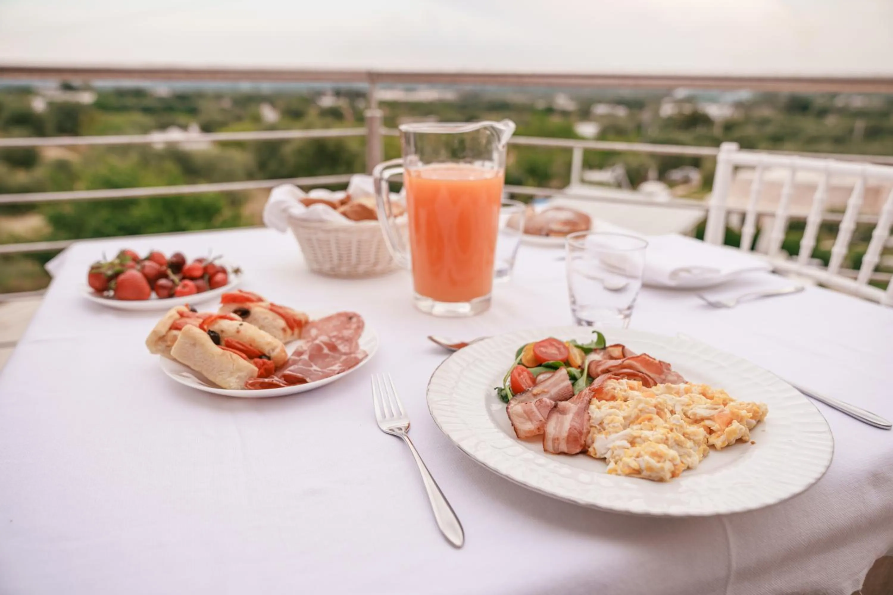Food and drinks in La Terrazza Sulla Rupe Relais