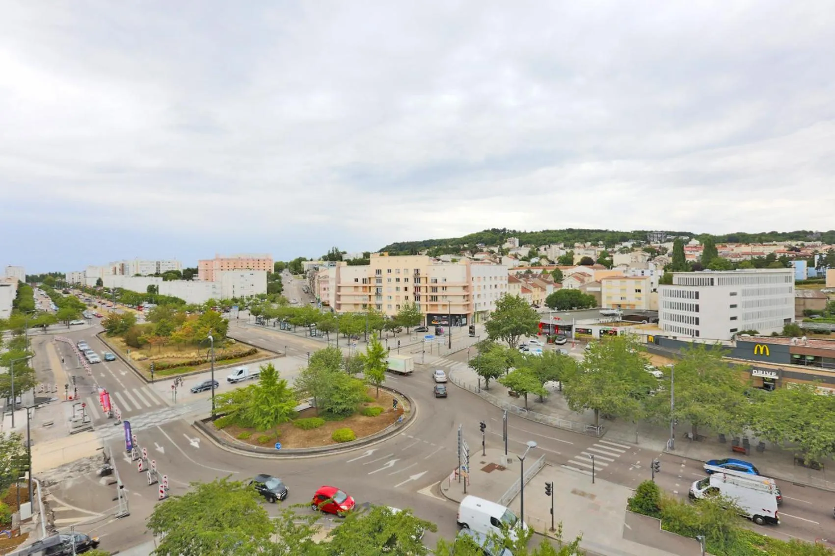 KOSY Appart'Hôtels - La Maison Des Chercheurs