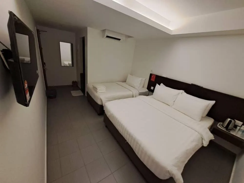 Bedroom, Bed in Hotel Al Abraar