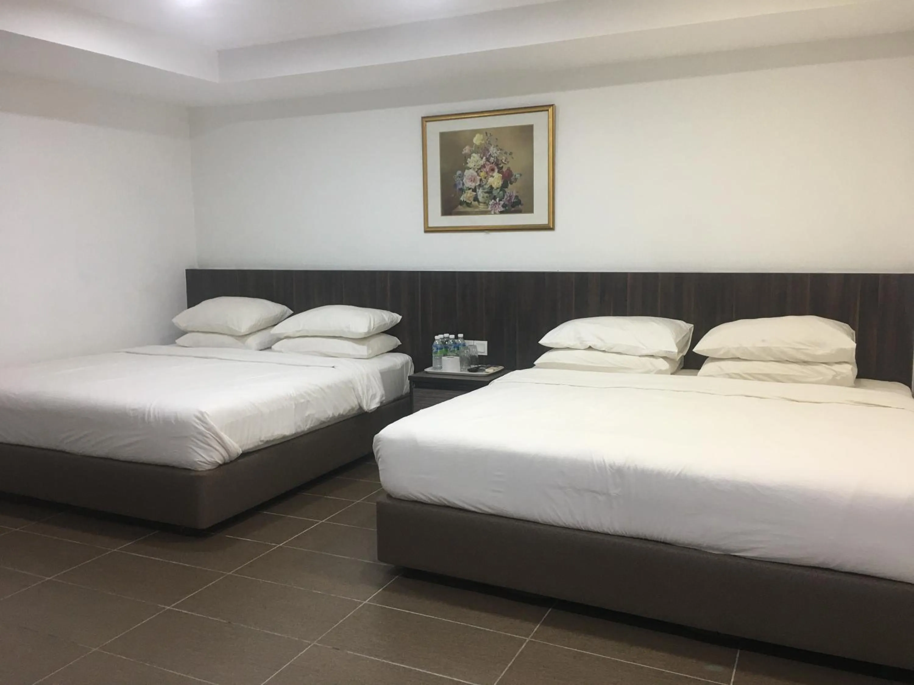 Bed in Hotel Al Abraar