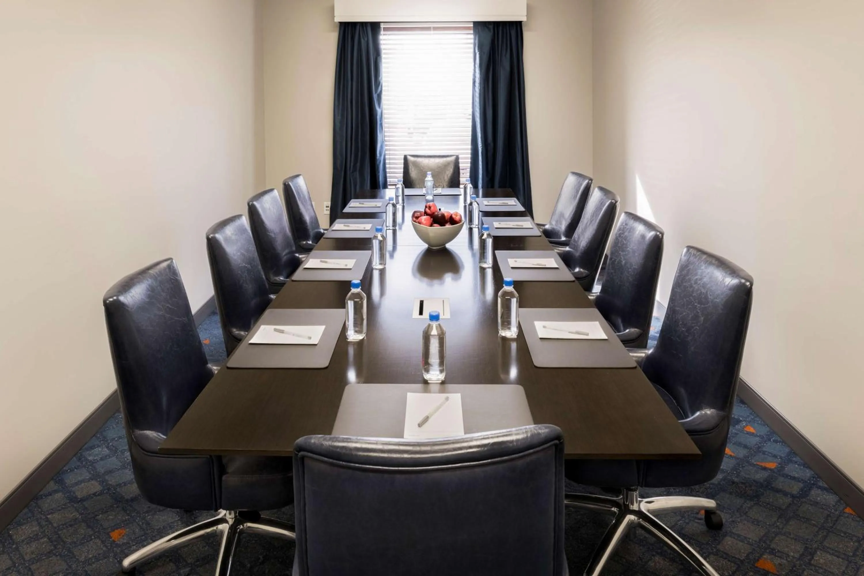 Banquet/Function facilities in Hampton Inn & Suites by Hilton Dartmouth - Halifax