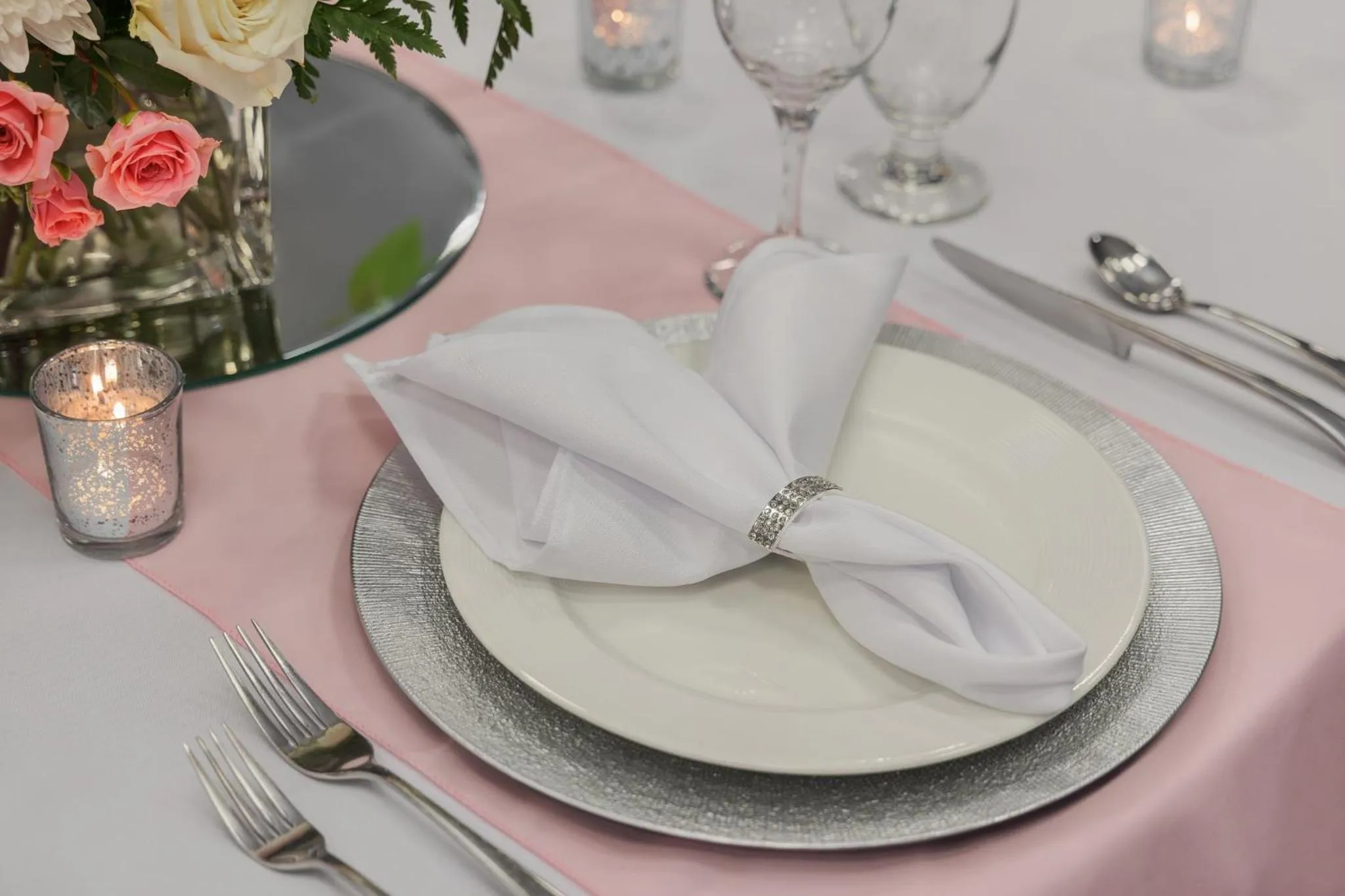 Meeting/conference room in Holiday Inn Wichita East I-35 by IHG