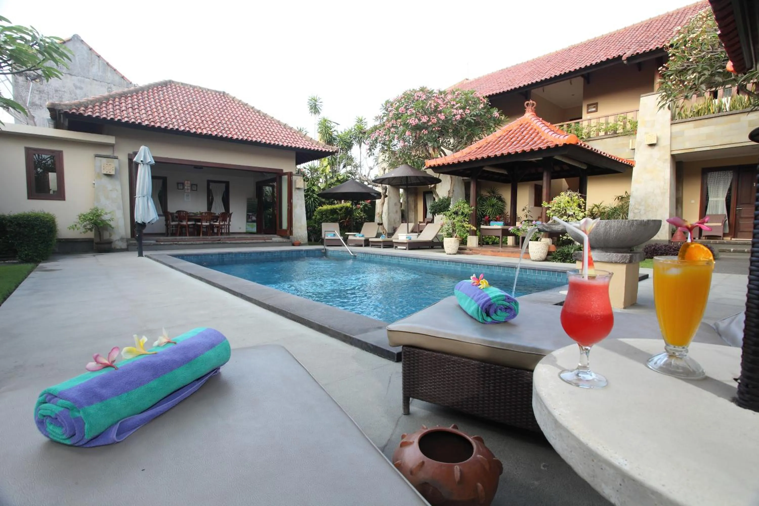 Swimming pool in Pondok Ayu