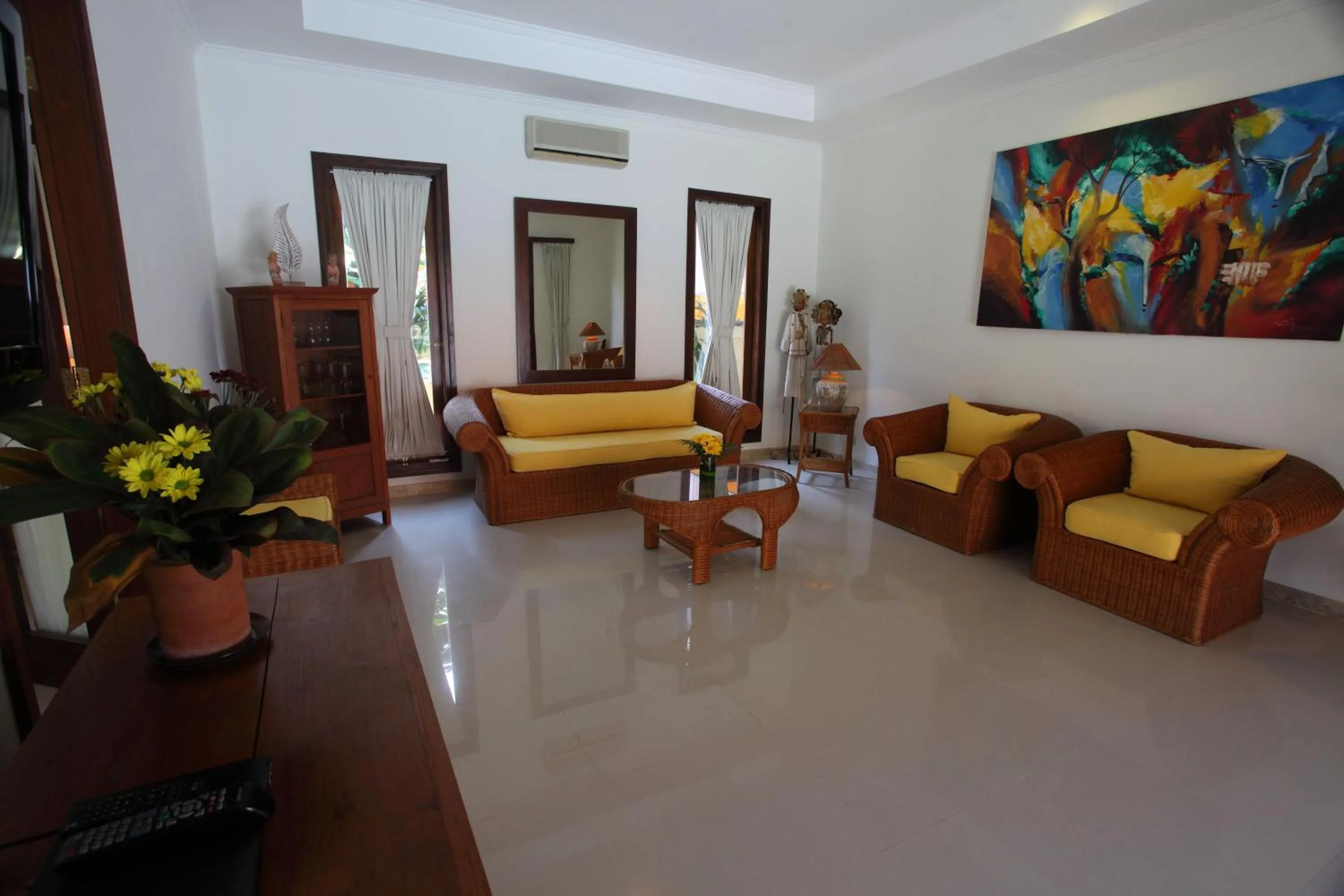 Living room in Pondok Ayu