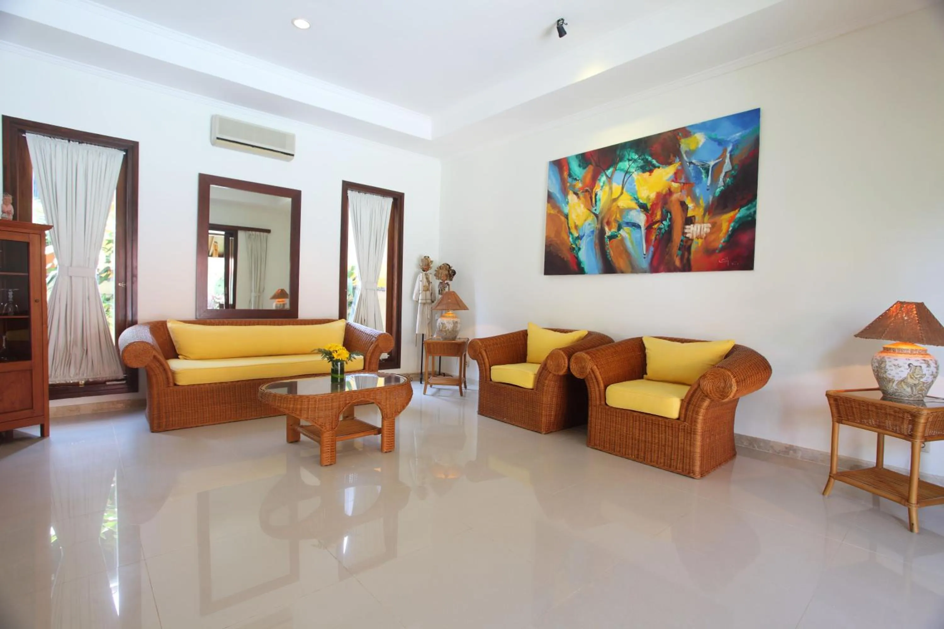Living room in Pondok Ayu