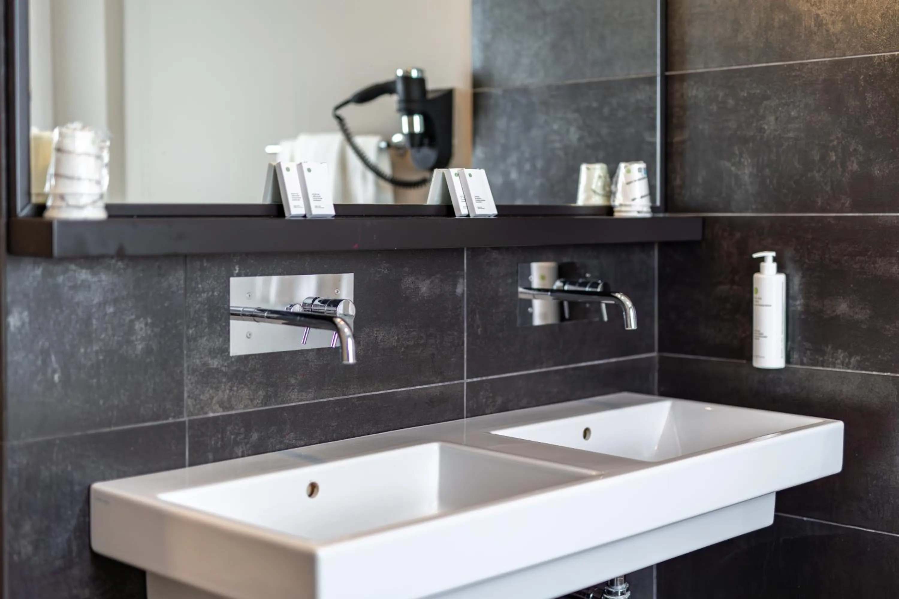 H2C Hotel Milanofiori