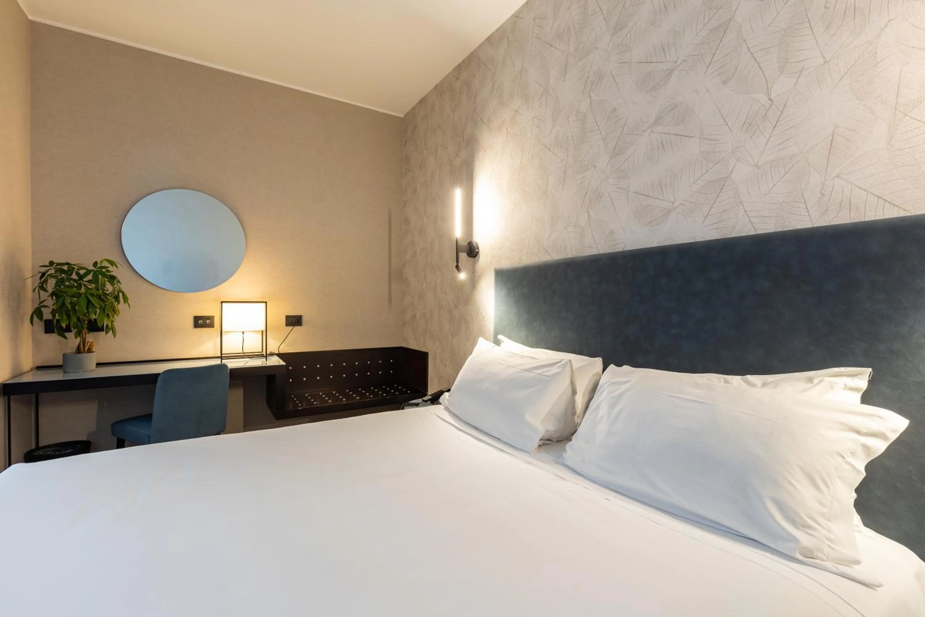 Bed in H2C Hotel Milanofiori