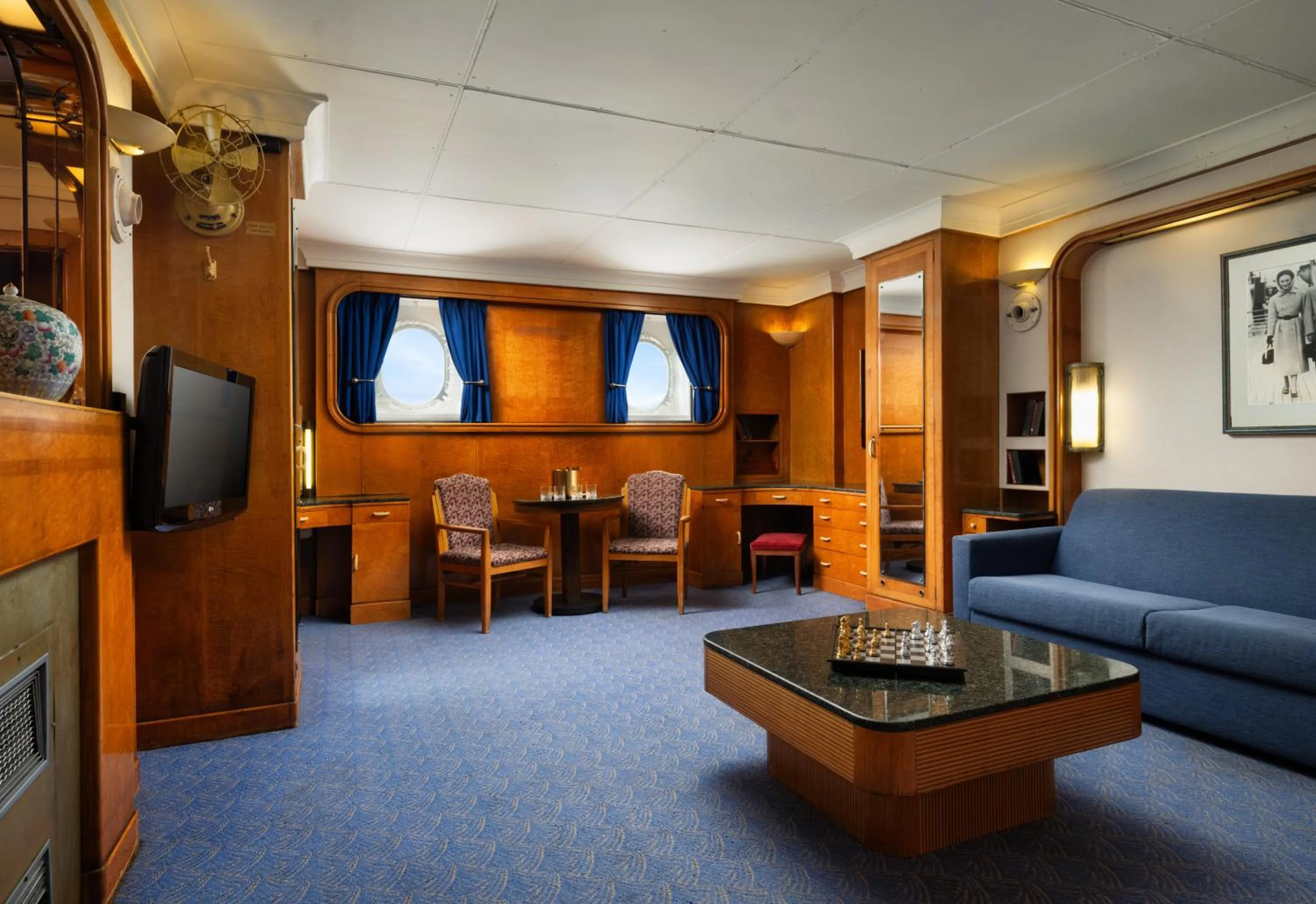 Seating area in The Queen Mary