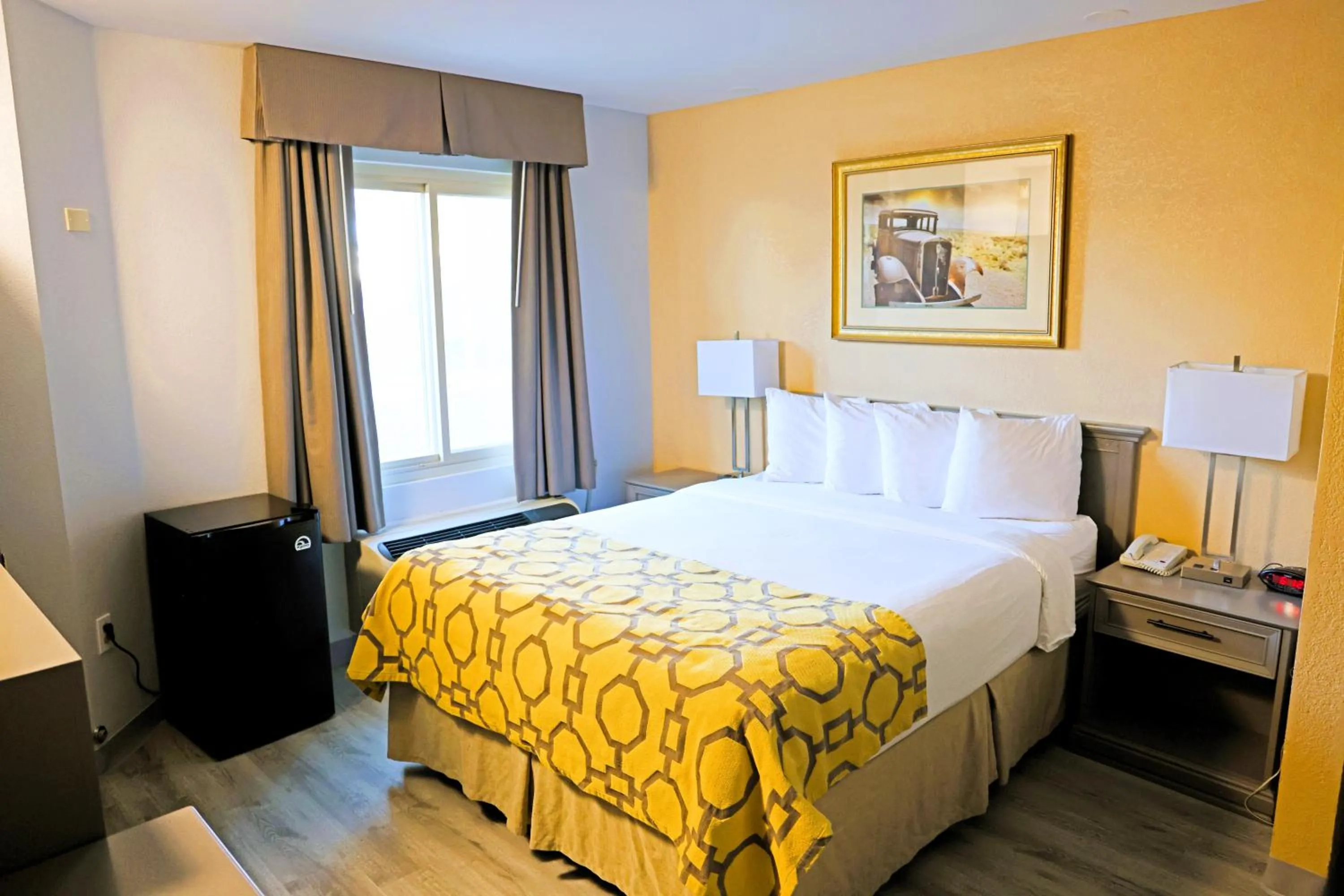 Bed in Baymont by Wyndham Barstow Historic Route 66